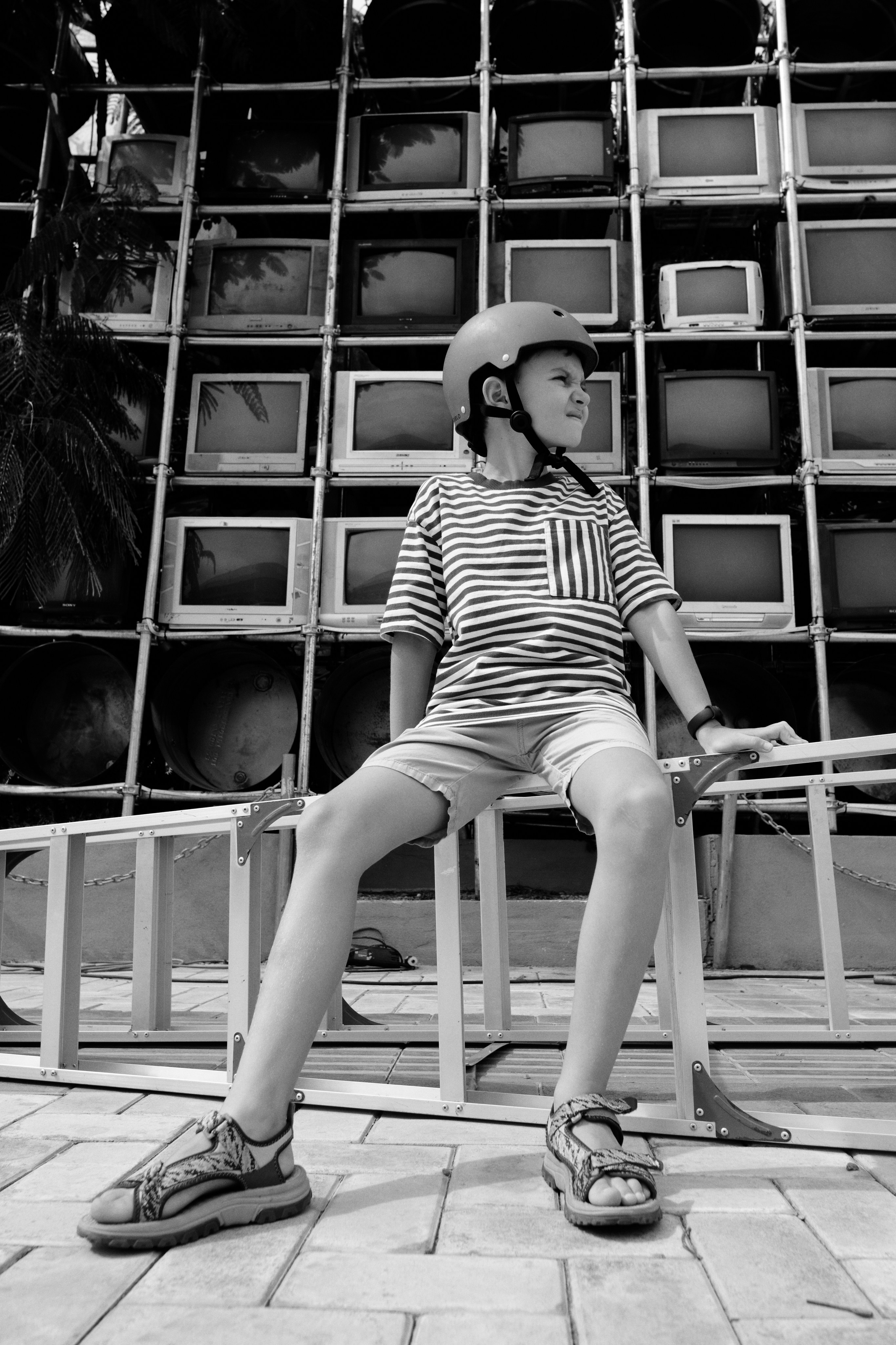 Offer. Petr Nabutov. Portrait photography, Cambodia