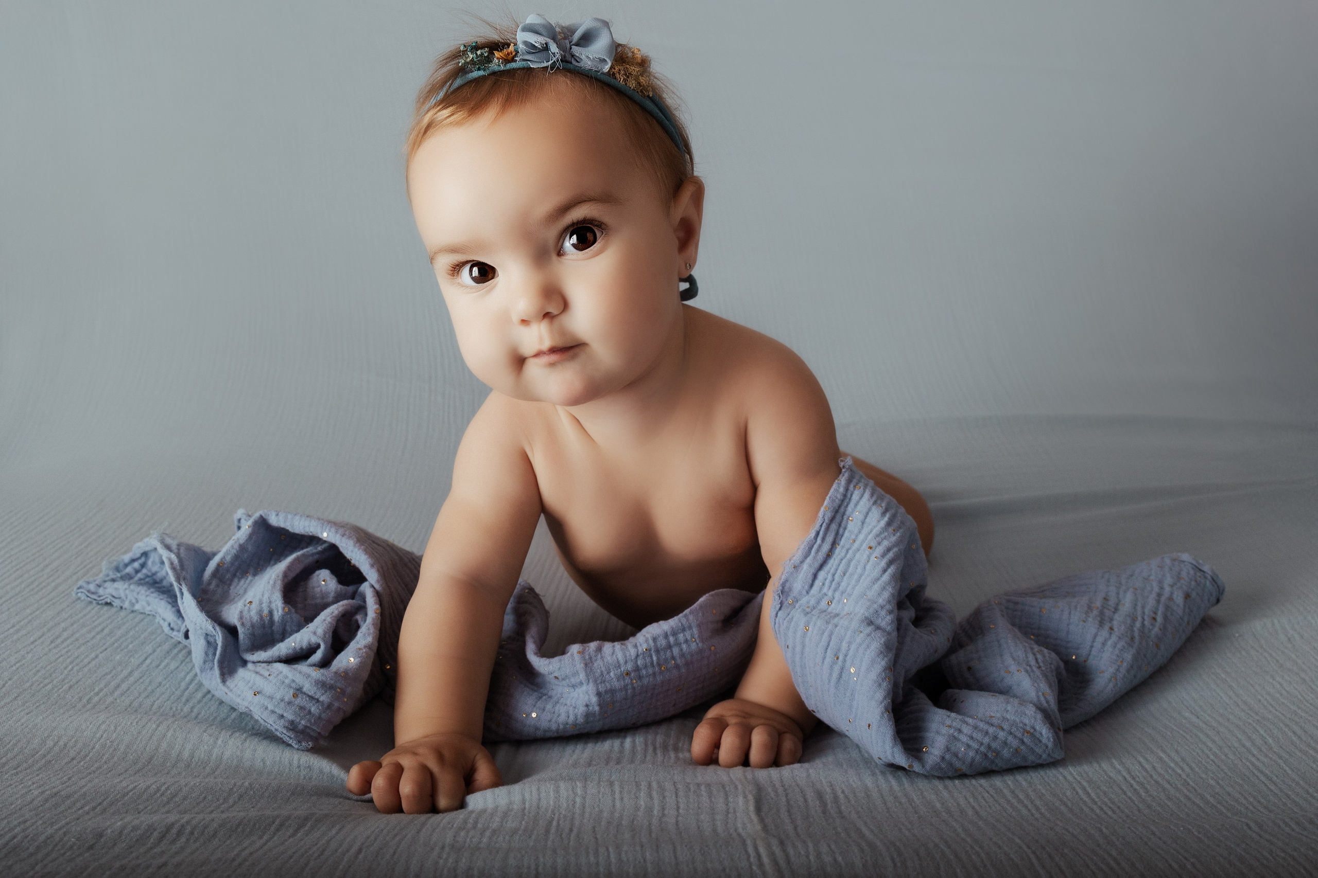 Elia 8 meses