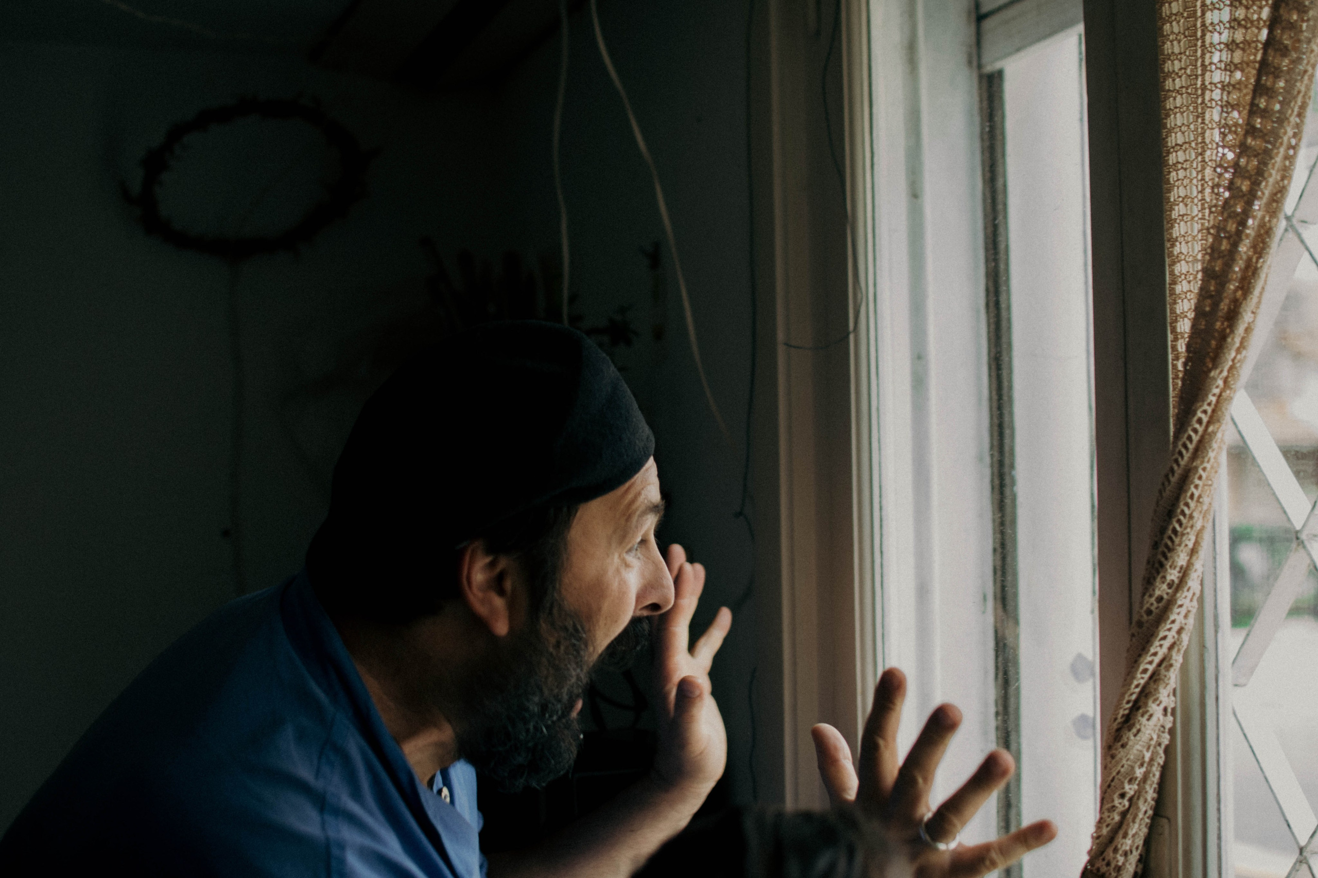 Visiting Argentinians. Photographer @elmirkami in the city of Buenos Aires