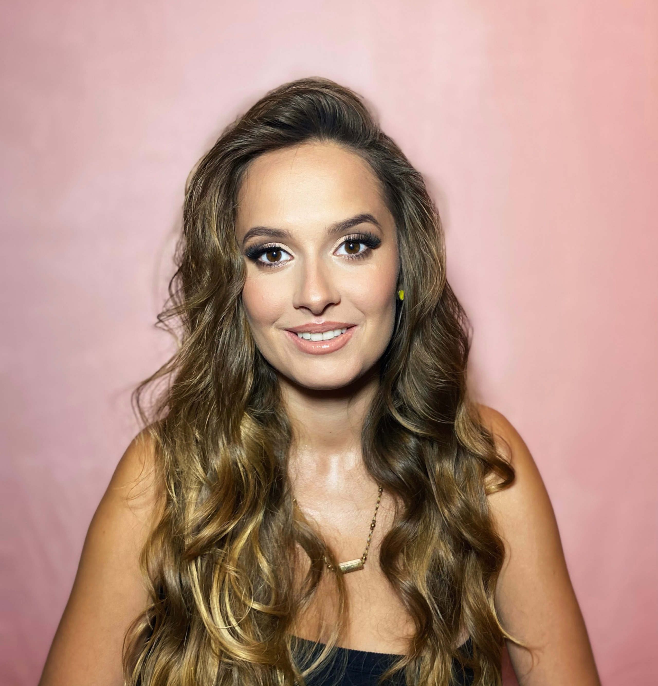 Makeup and hairstyle for your event in Rome — Italy. Makeup artist and hairstylist in Rome Italy | Kate Lisi