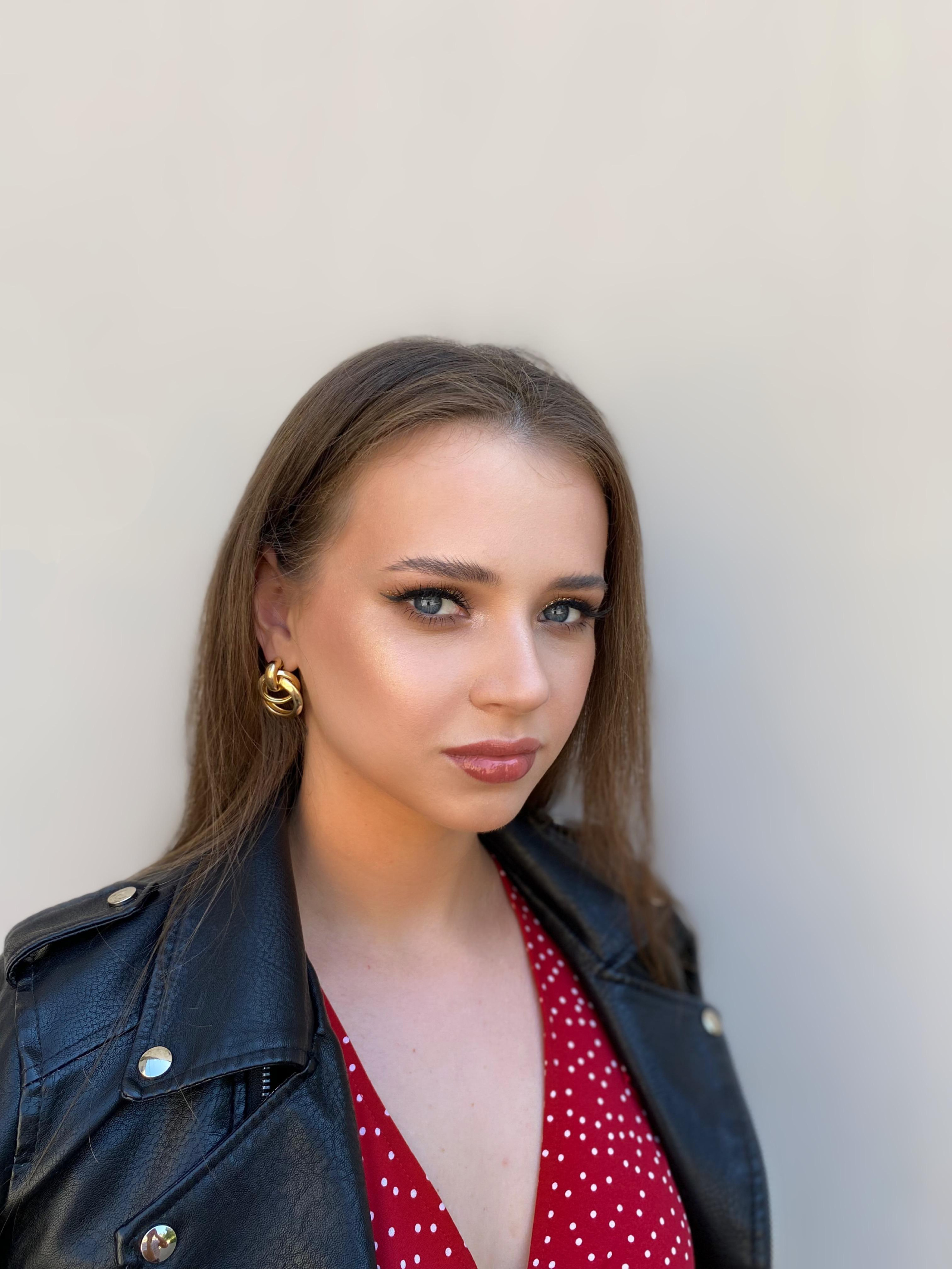 Makeup and hairstyle for your event in Rome — Italy. Makeup artist and hairstylist in Rome Italy | Kate Lisi
