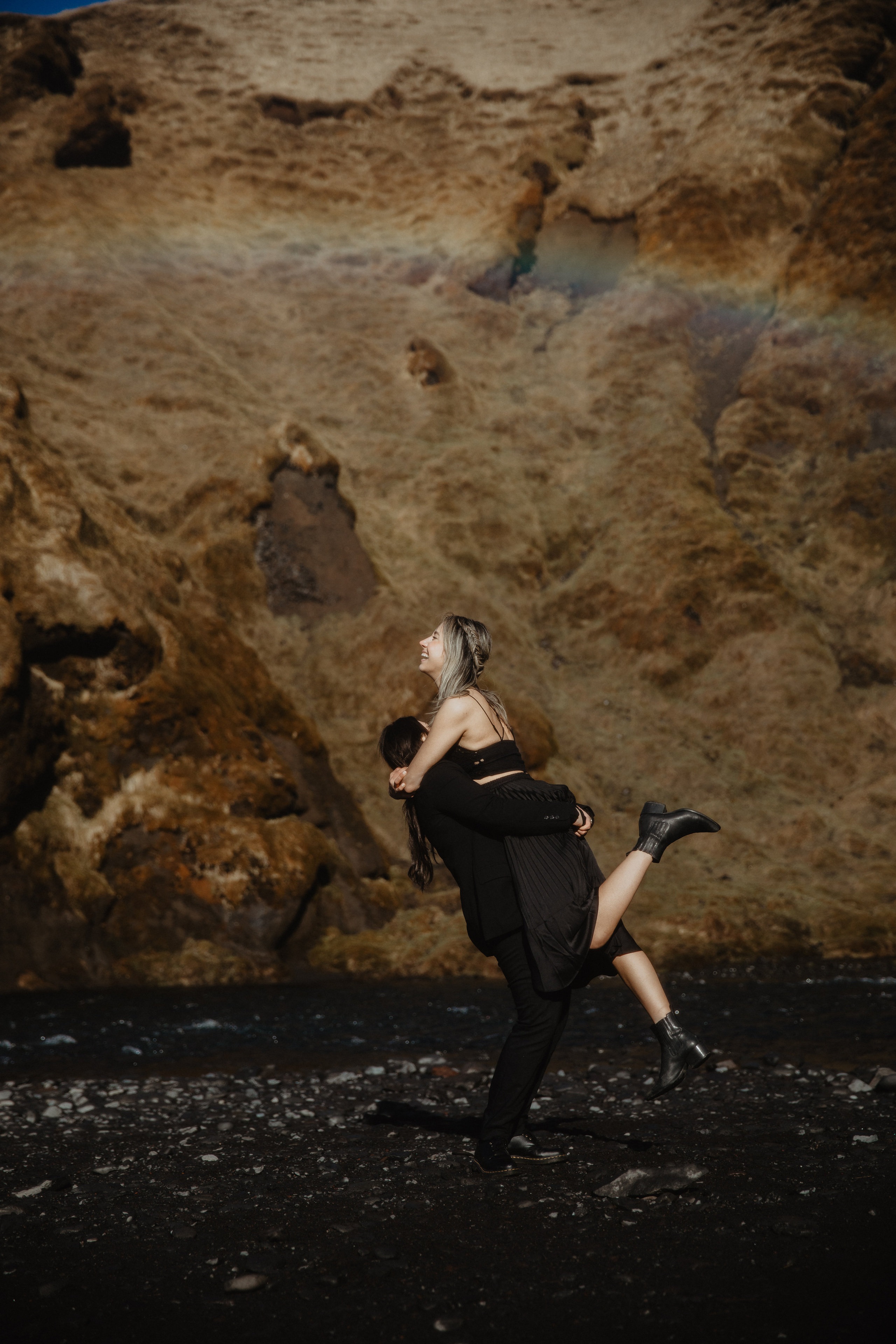 Sunrise elopement at black sand beach in Iceland. Iceland elopement photographer & videographer