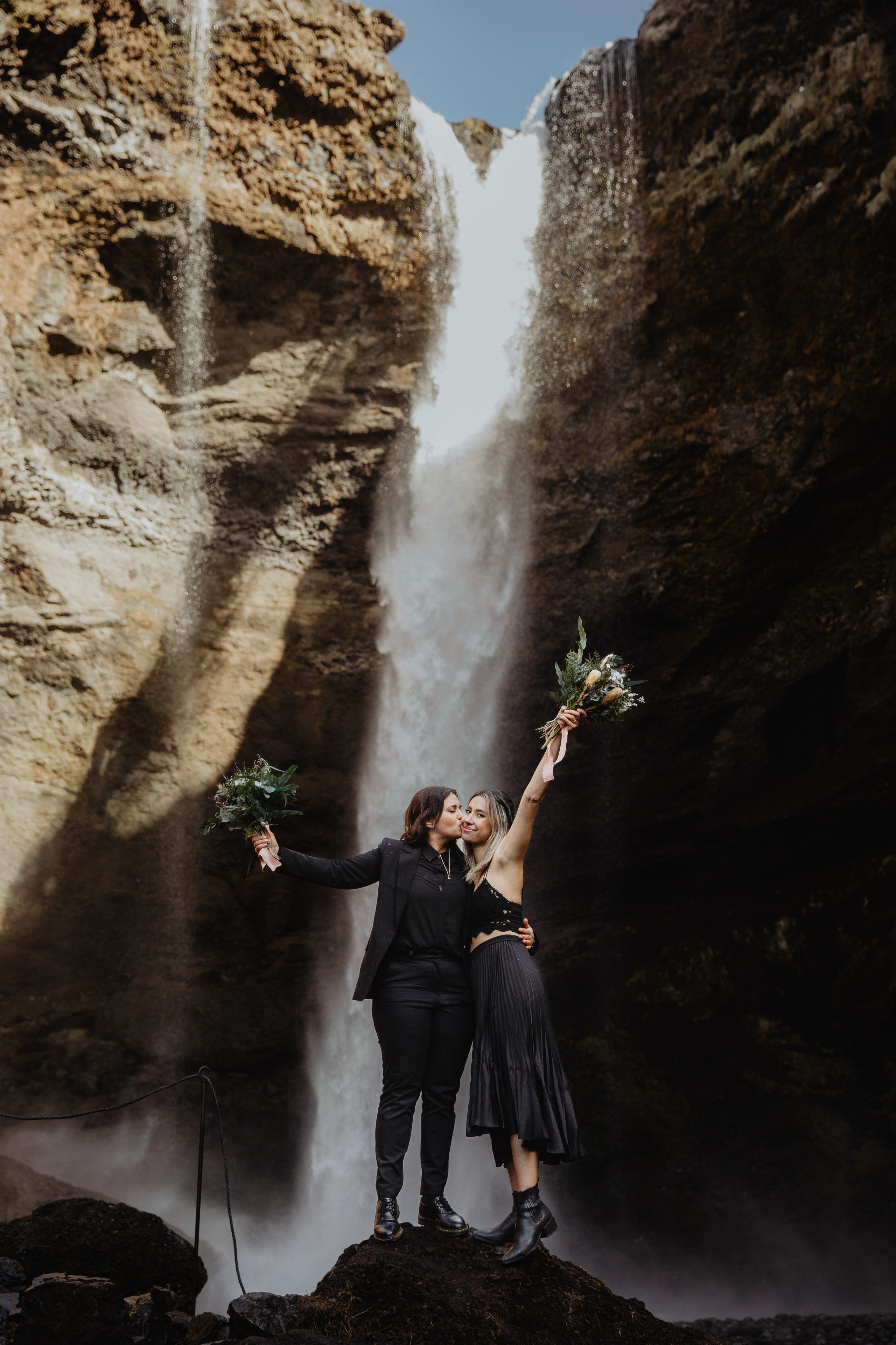 Sunrise elopement at black sand beach in Iceland. Iceland elopement photographer & videographer
