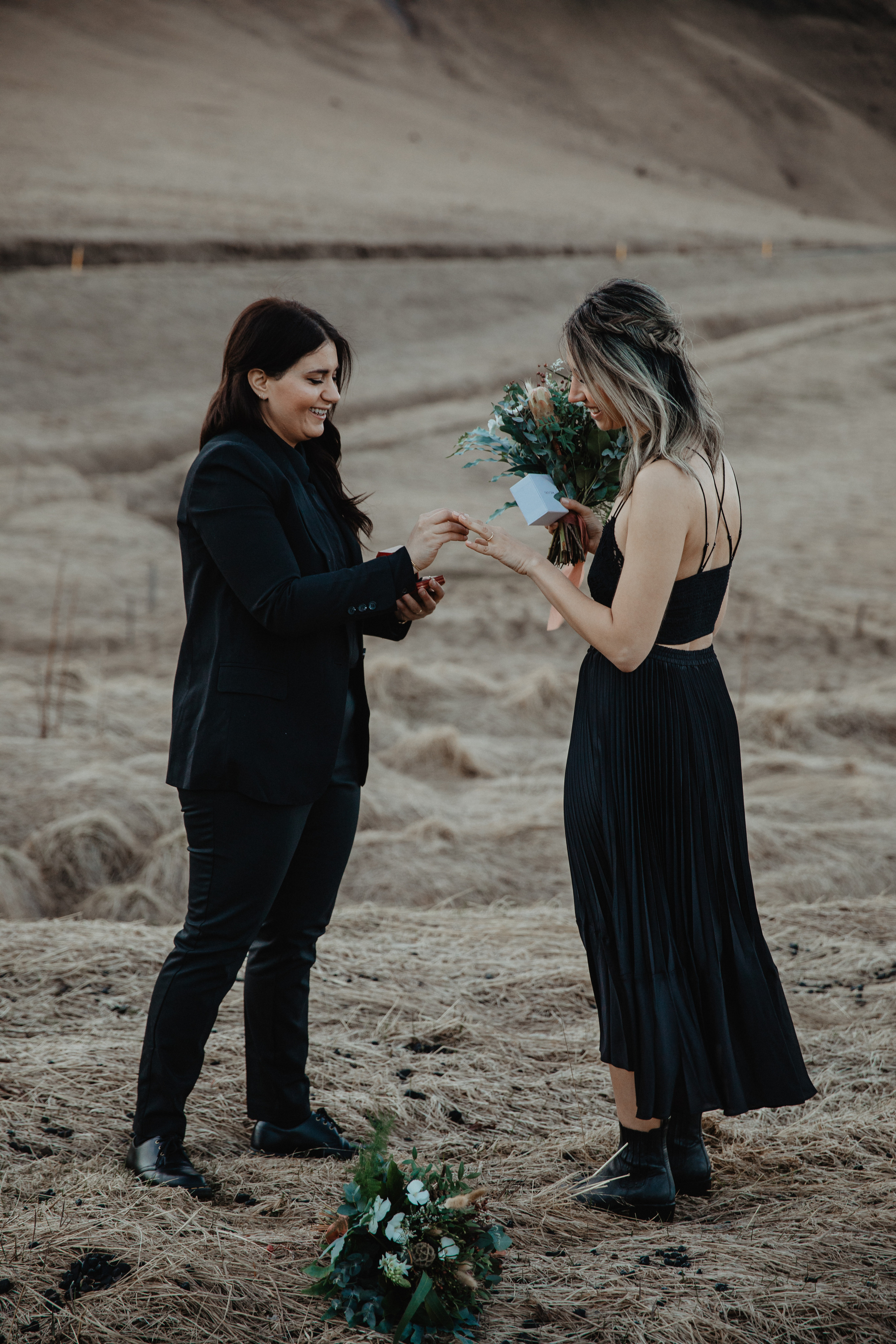 Sunrise elopement at black sand beach in Iceland. Iceland elopement photographer & videographer