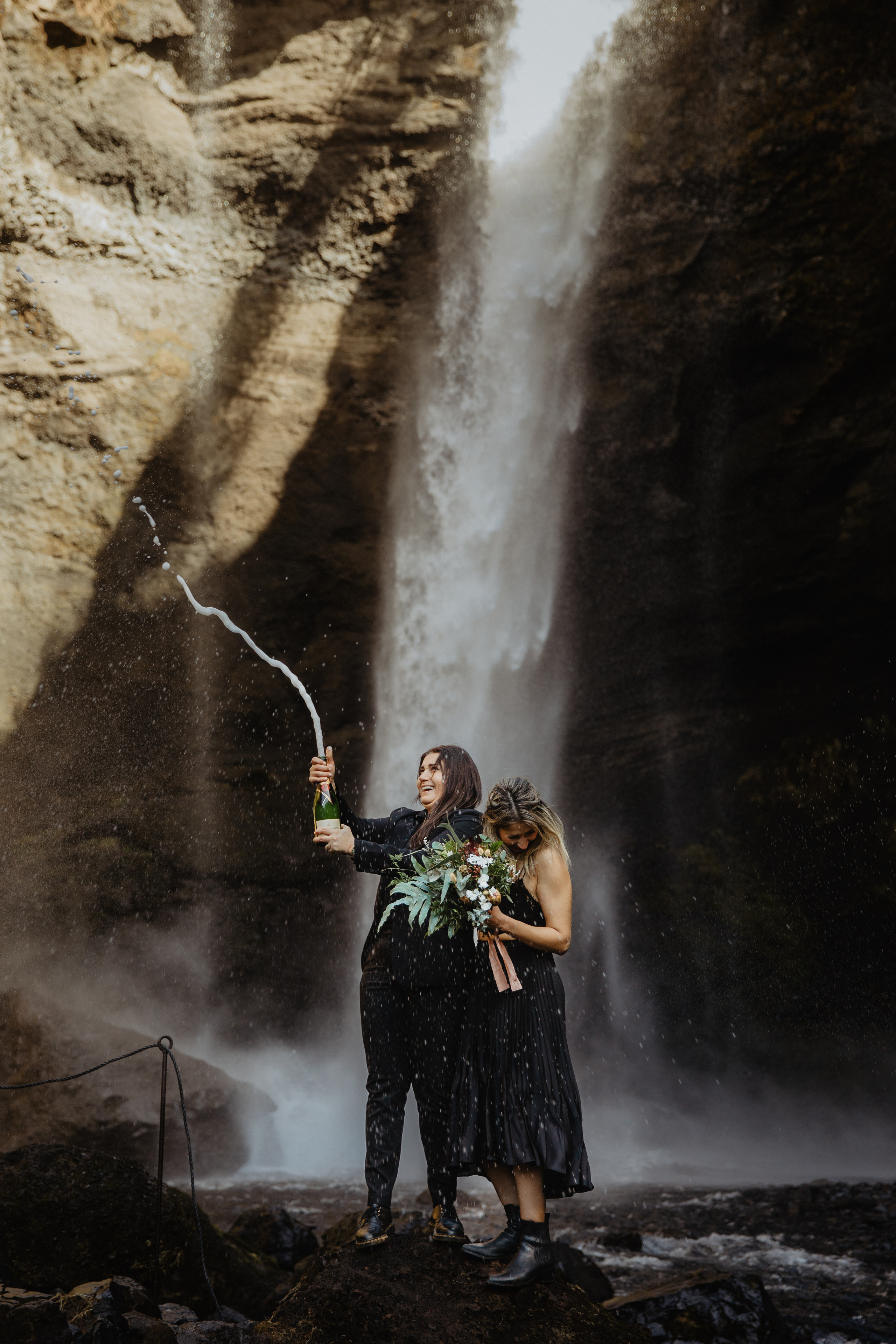 Sunrise elopement at black sand beach in Iceland. Iceland elopement photographer & videographer