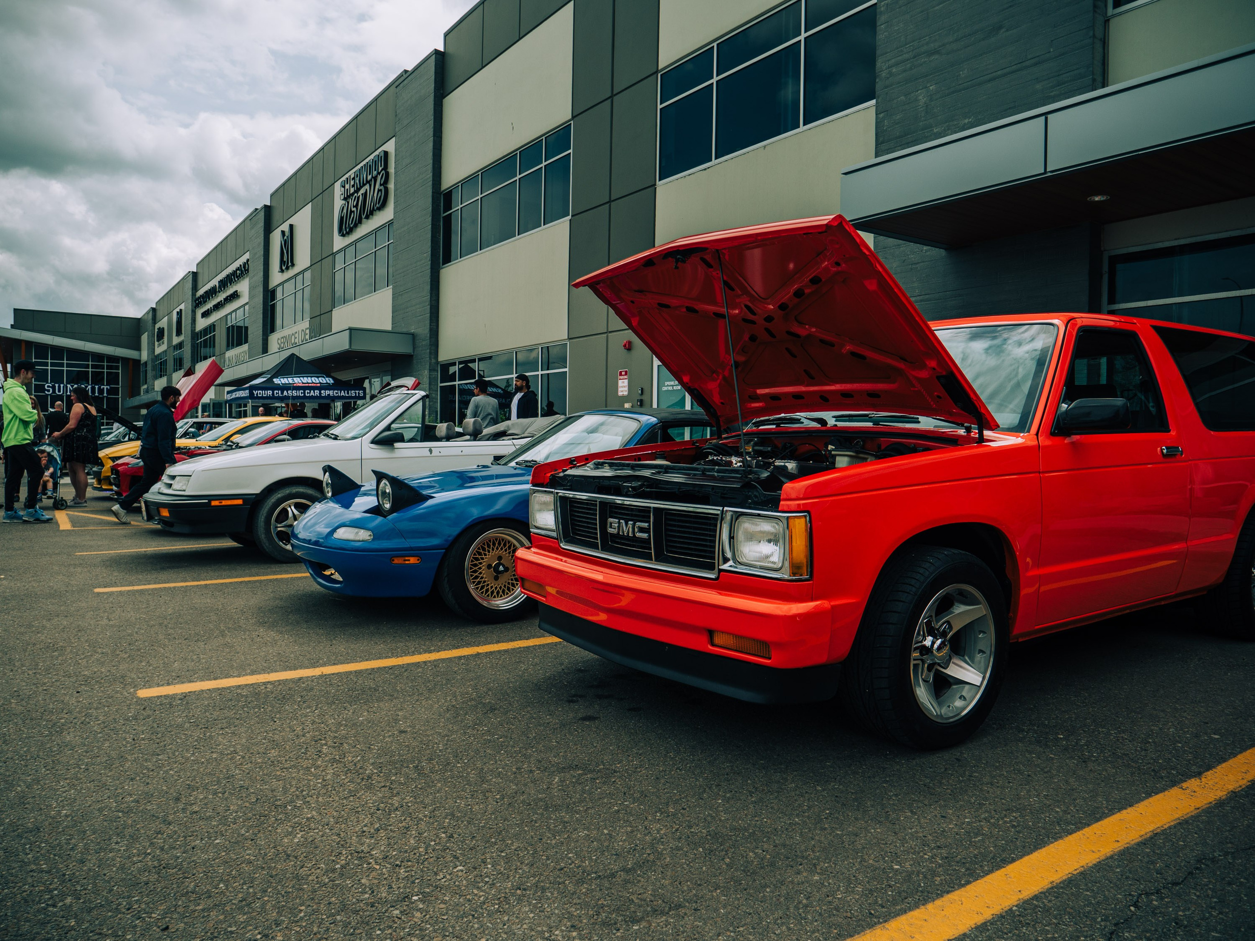 Edmonton Cars & Coffee Drive Out at Sherwood Motorcars’ event, May 26, 2024!