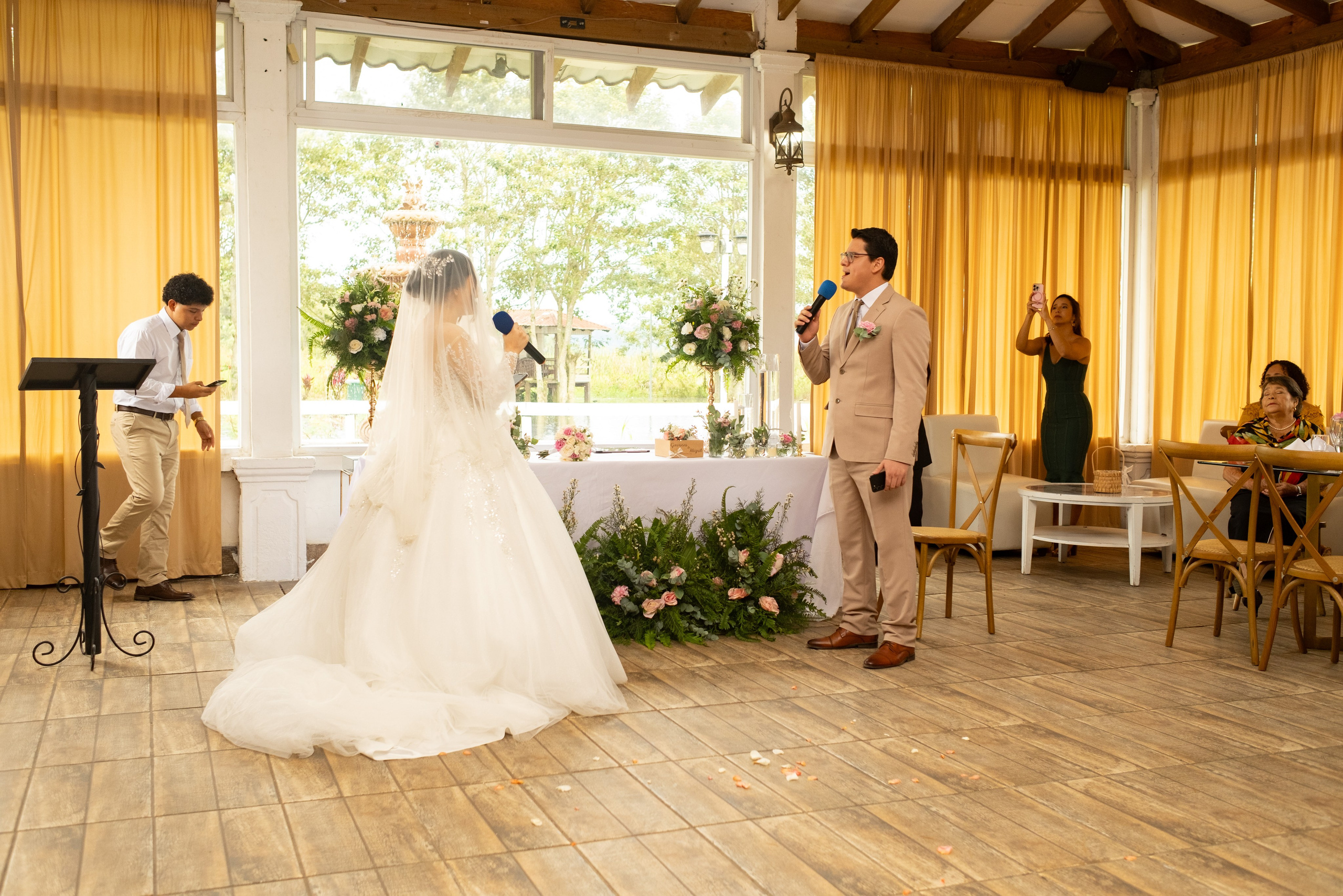 Abi & Gio. Daniel Brand | Fotografía de Bodas y Comercial en Honduras