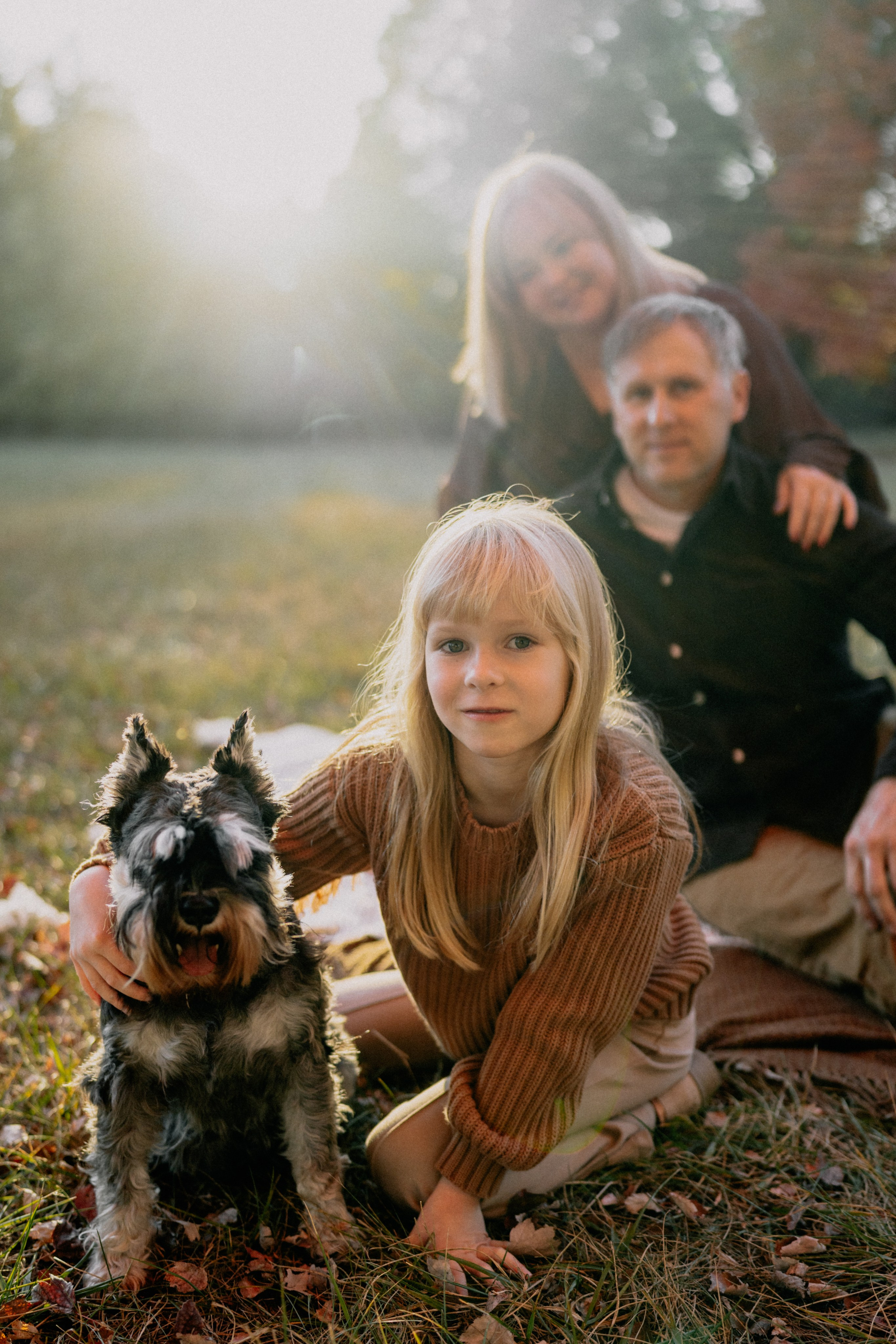 Fall Family Photography – Golden Leaves & Warm Tones. Alisa Tant — Family and newborn photographer Bucks County, Montgomery county, Philadelphia, NJ