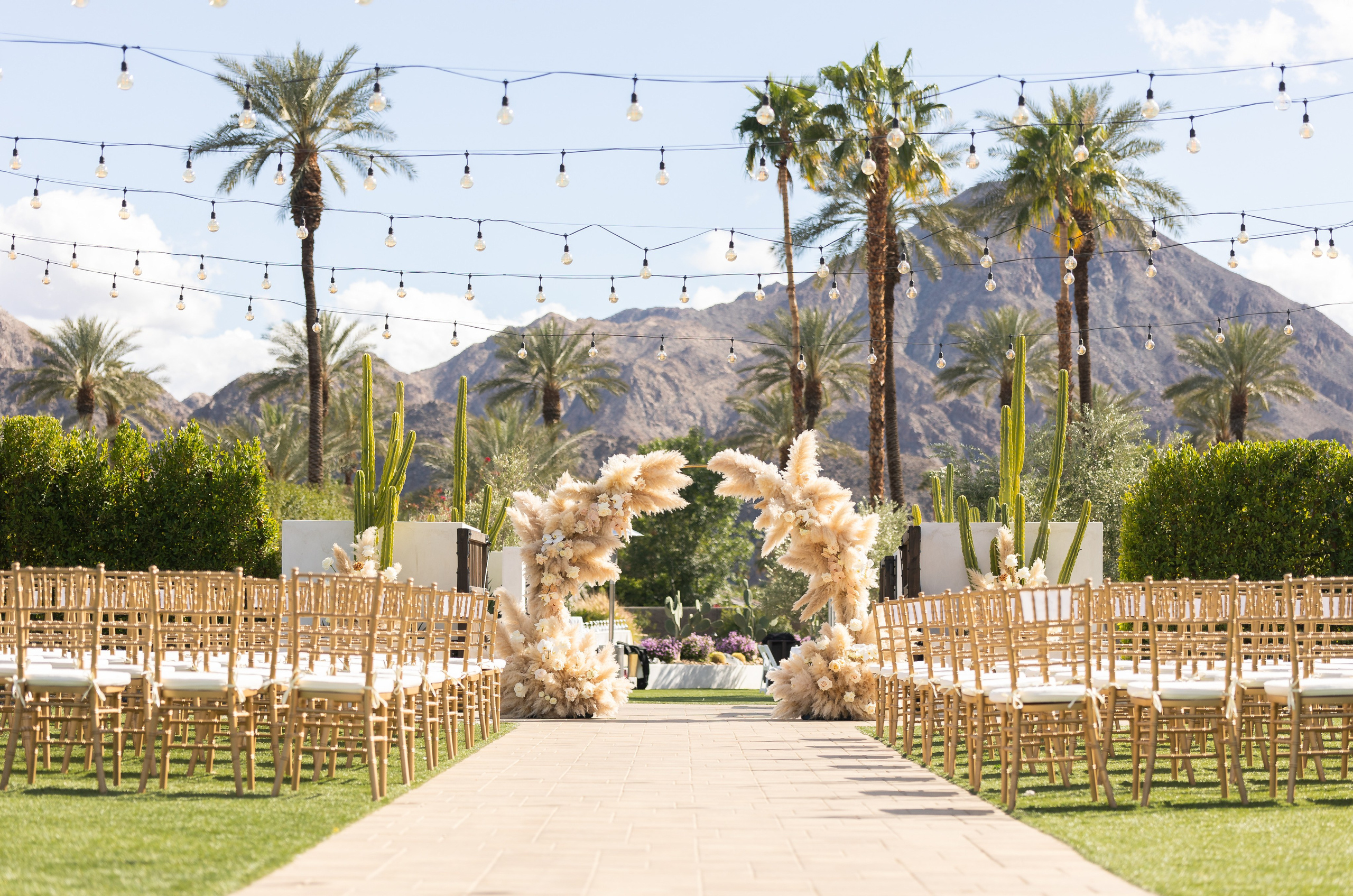 WEDDINGS. YES I DO PRODUCTION — Wedding photography&videography