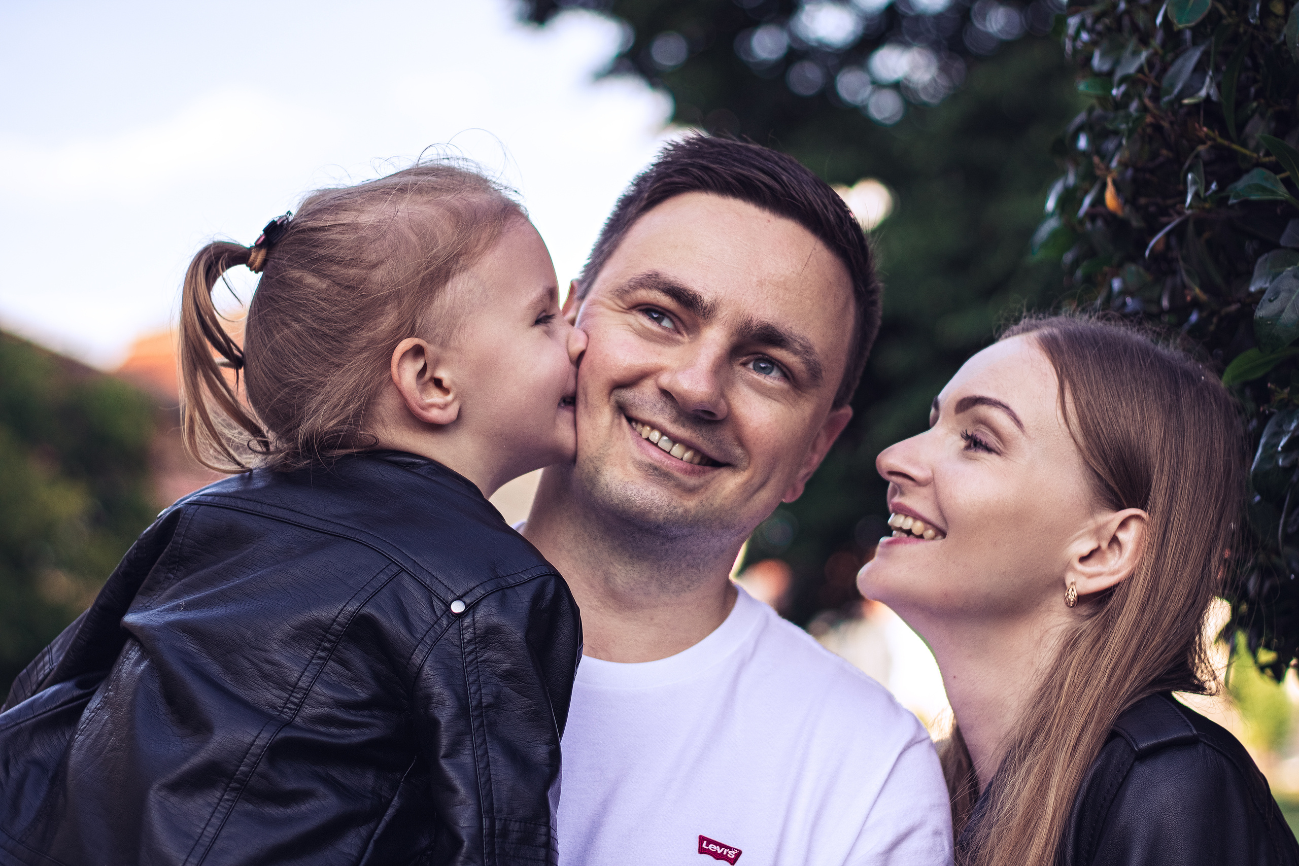 Fotoshooting in Charlottenburg am Sonnenuntergang. Hochzeitsfotografie in Berlin Nataliia Schütze
