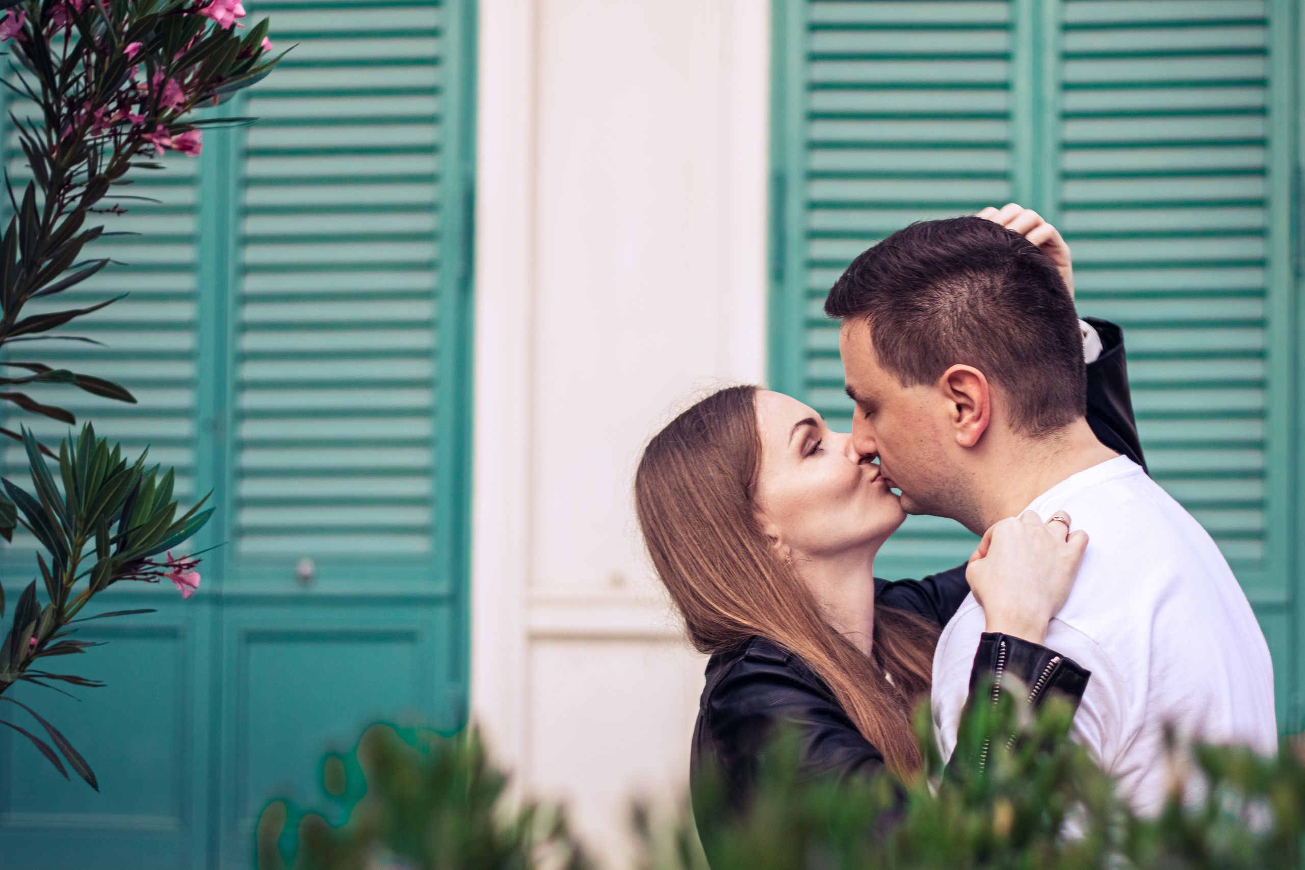 Fotoshooting in Charlottenburg am Sonnenuntergang. Hochzeitsfotografie in Berlin Nataliia Schütze