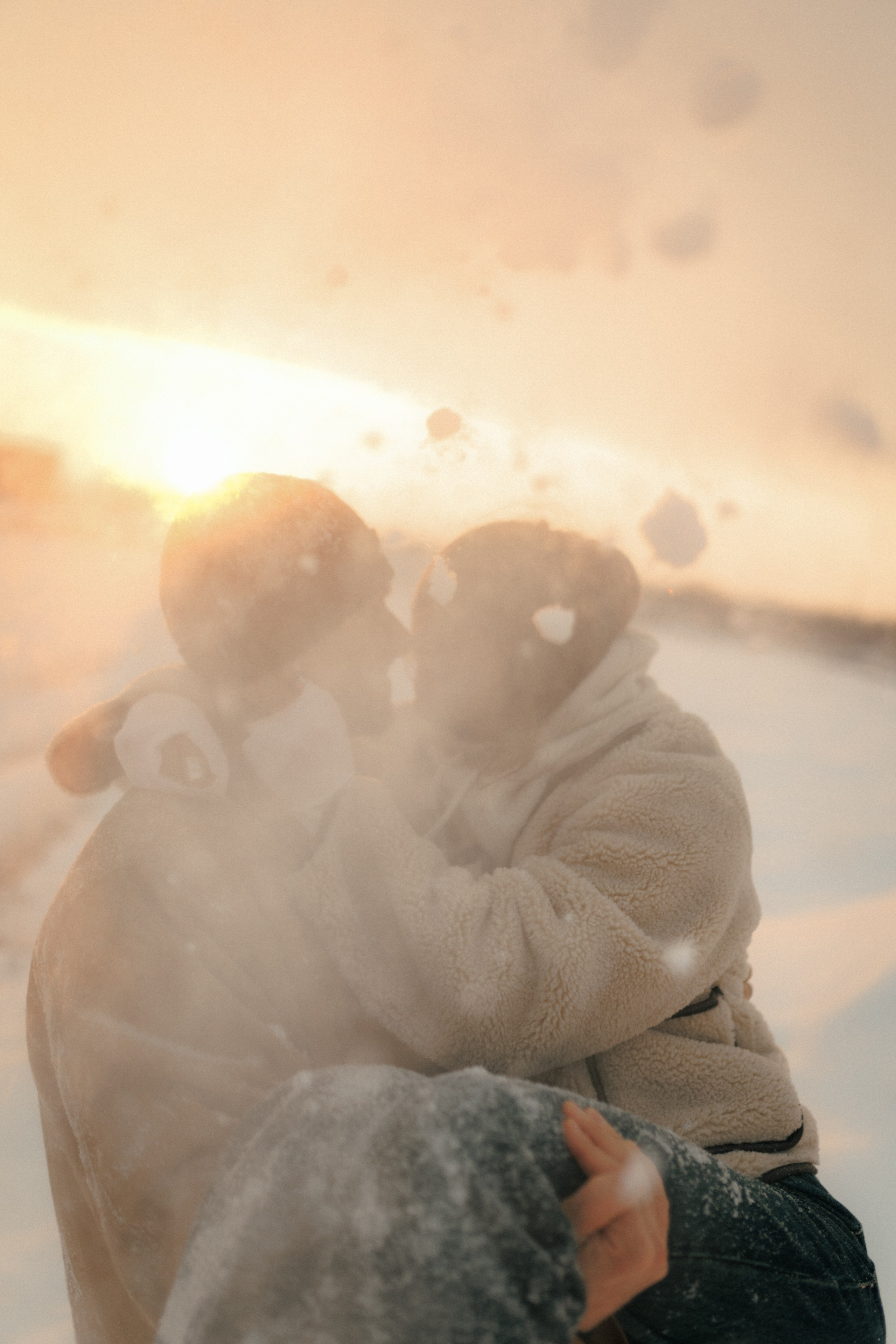 Snowy. Wedding photographer and videographer based in Timisoara, Romania