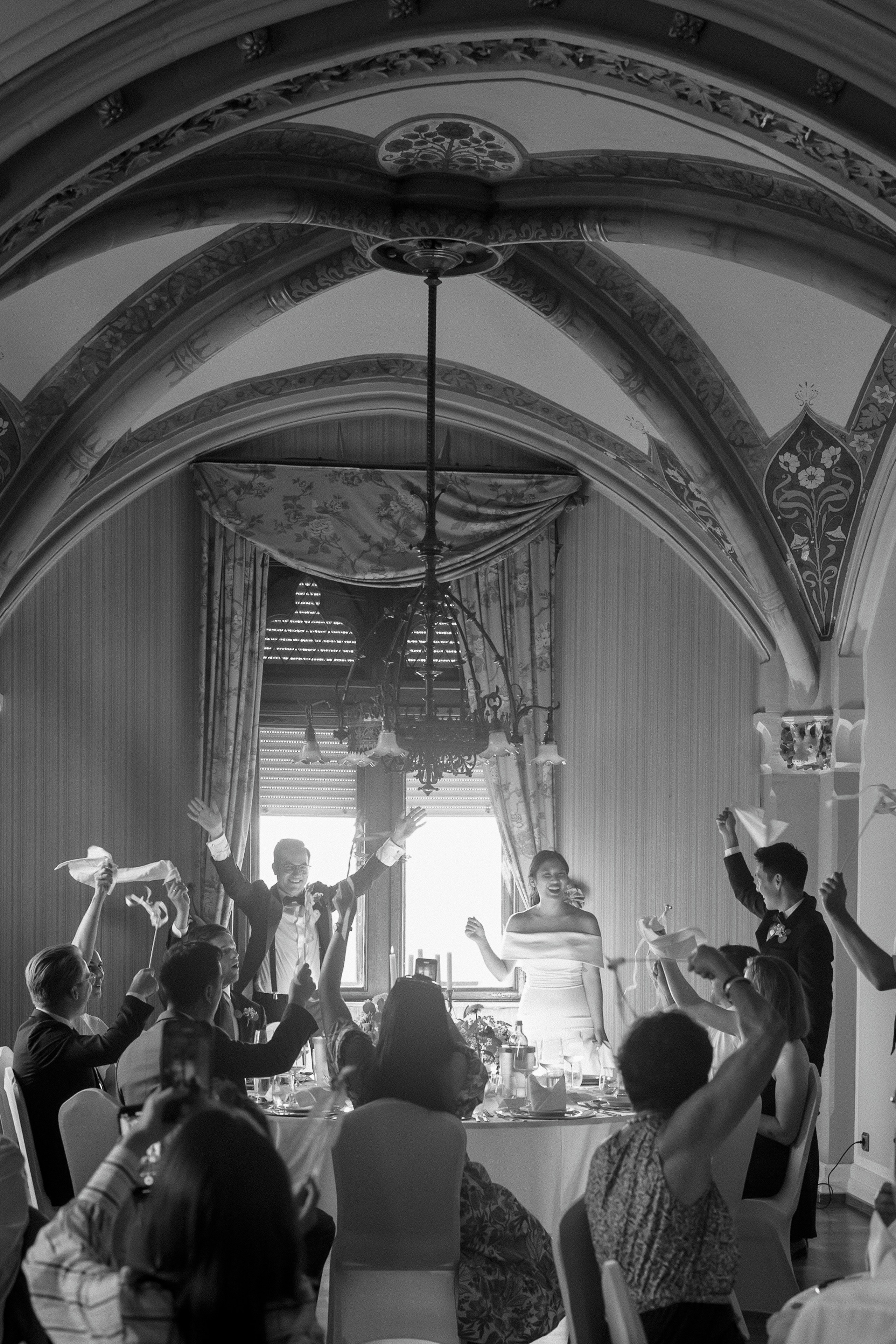 Joann & Hanning’s Timeless Wedding at Schloss Bürresheim | Destination Wedding Photographer. Raw Studio: Capturing Elegant weddings accross Europe