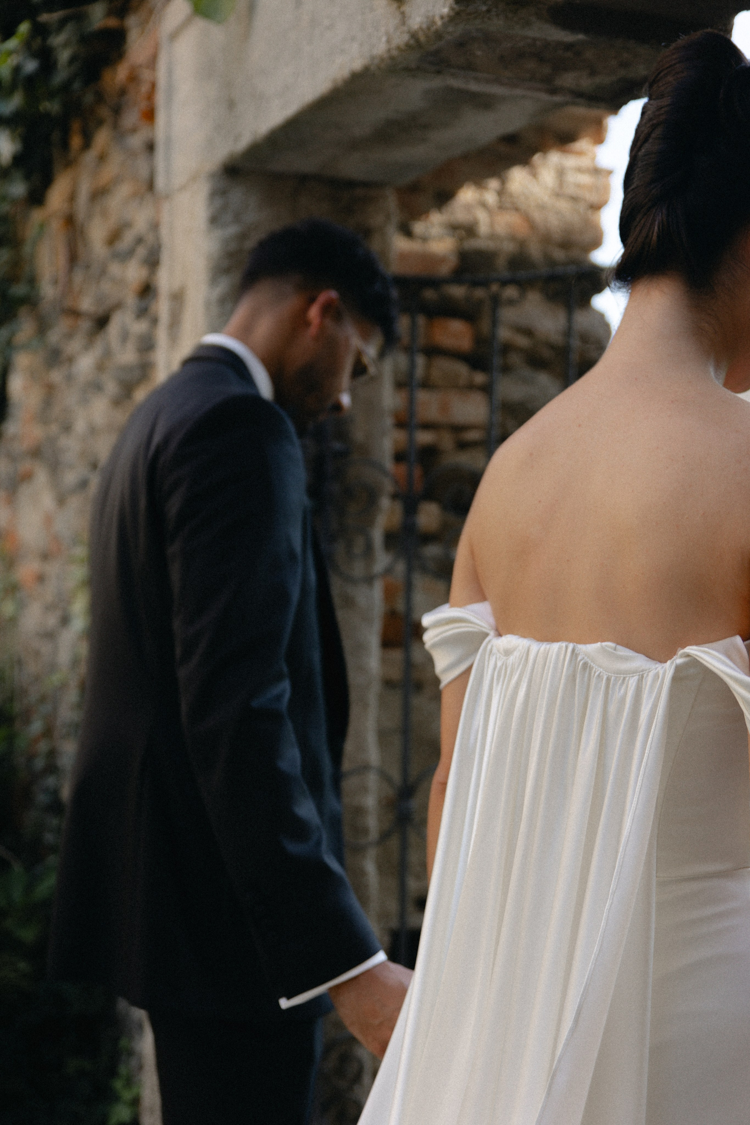 Elegant Castle Wedding in Austria | Alwin & Ruth’s Fairytale Celebration. Wedding photographer and videographer based in Timisoara, Romania