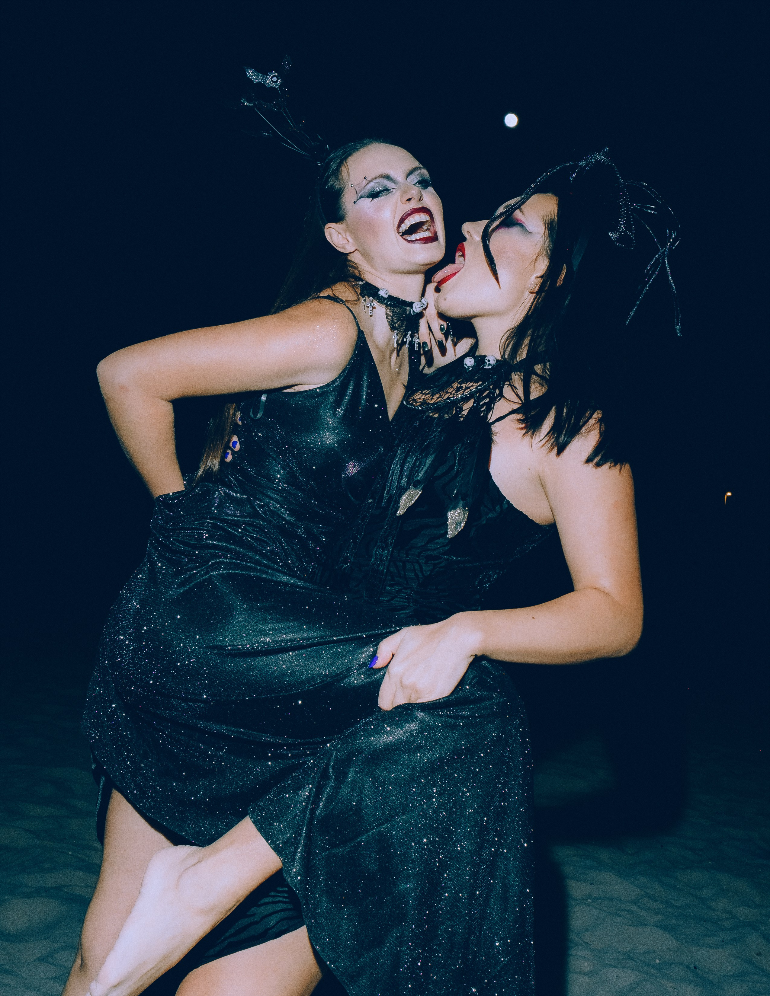 Мистическая Halloween-фотосессия на пляже: фотограф Аликанте и Торревьеха для креативных съемок — Андрей Луковников