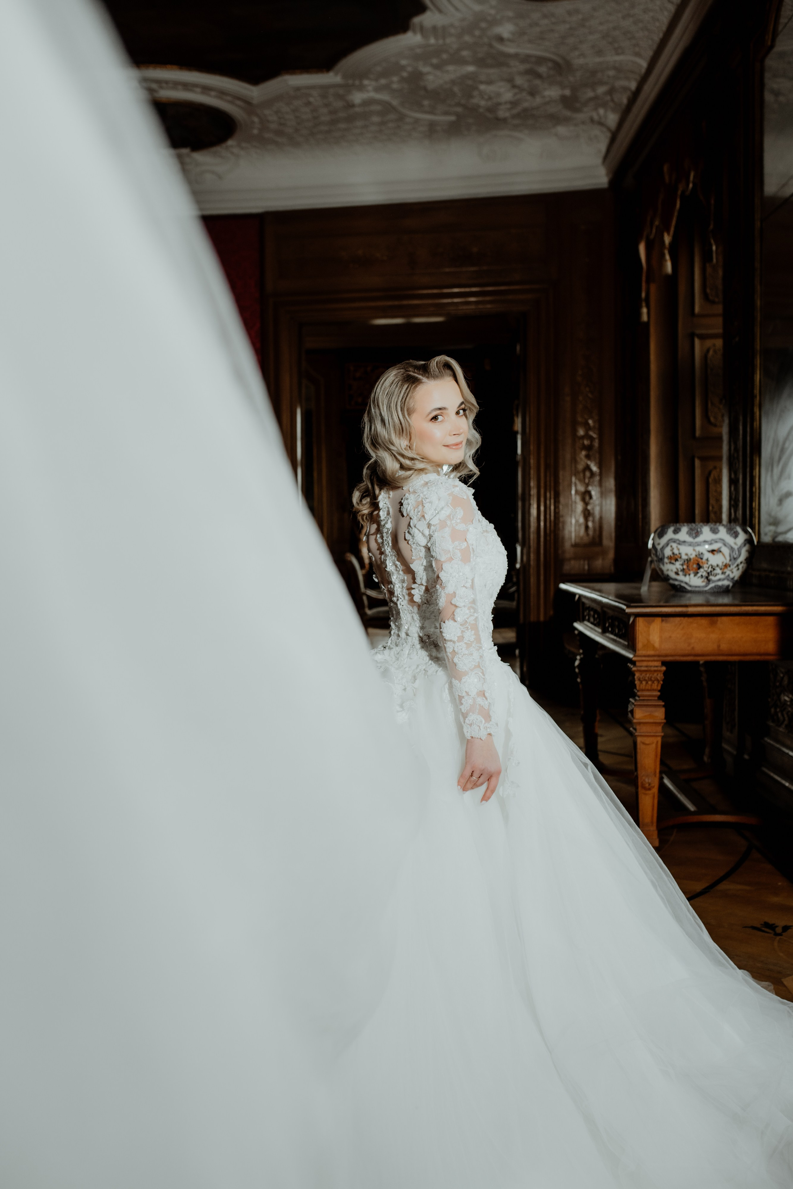 Hochzeit von Celine und Felix im Schloss Schilingsfürst. Anna Saribekyan – Beste Hochzeitsfotografin in Würzburg, Top 10 in Deutschland