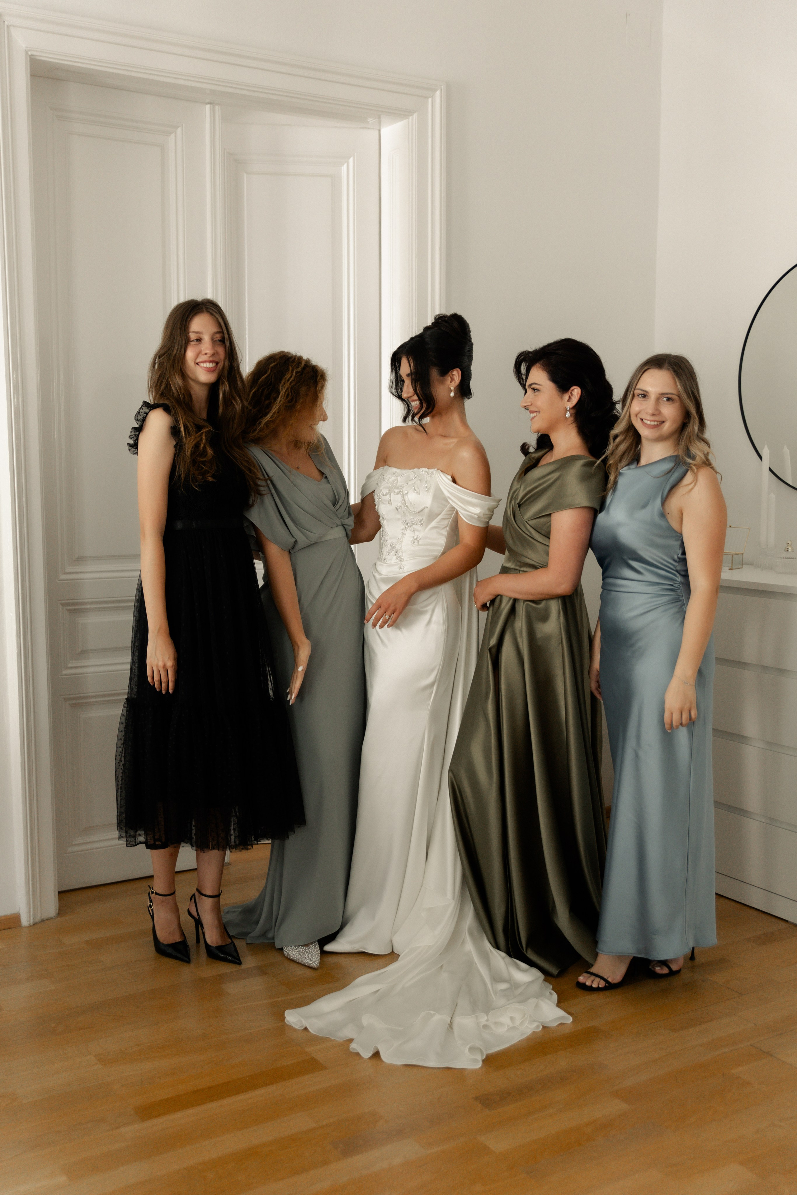 Elegant Castle Wedding in Austria | Alwin & Ruth’s Fairytale Celebration. Wedding photographer and videographer based in Timisoara, Romania