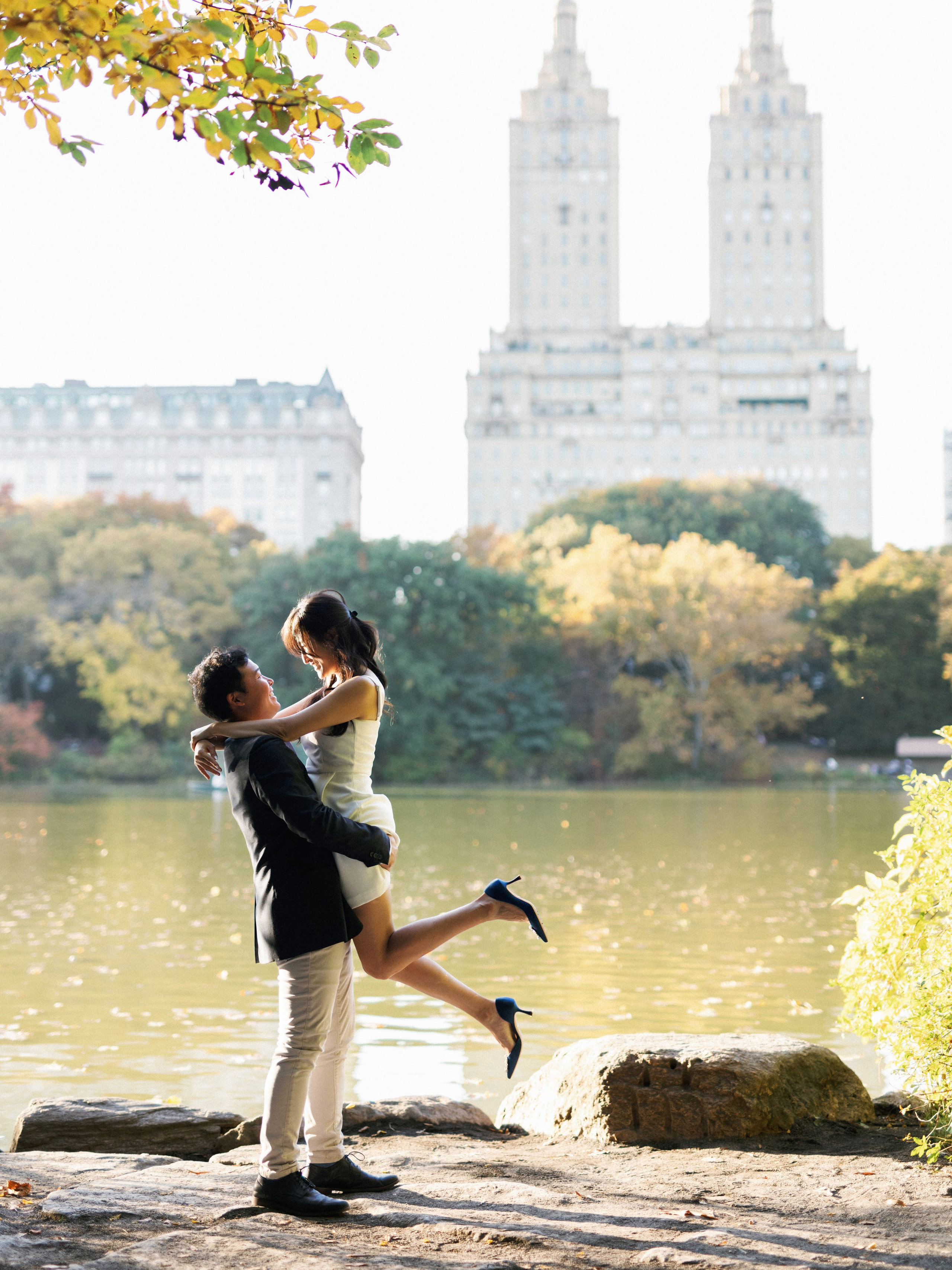 Proposal & Engagement Photographer in NYC. Sasha Amelie — Lifestyle Photographer NYC