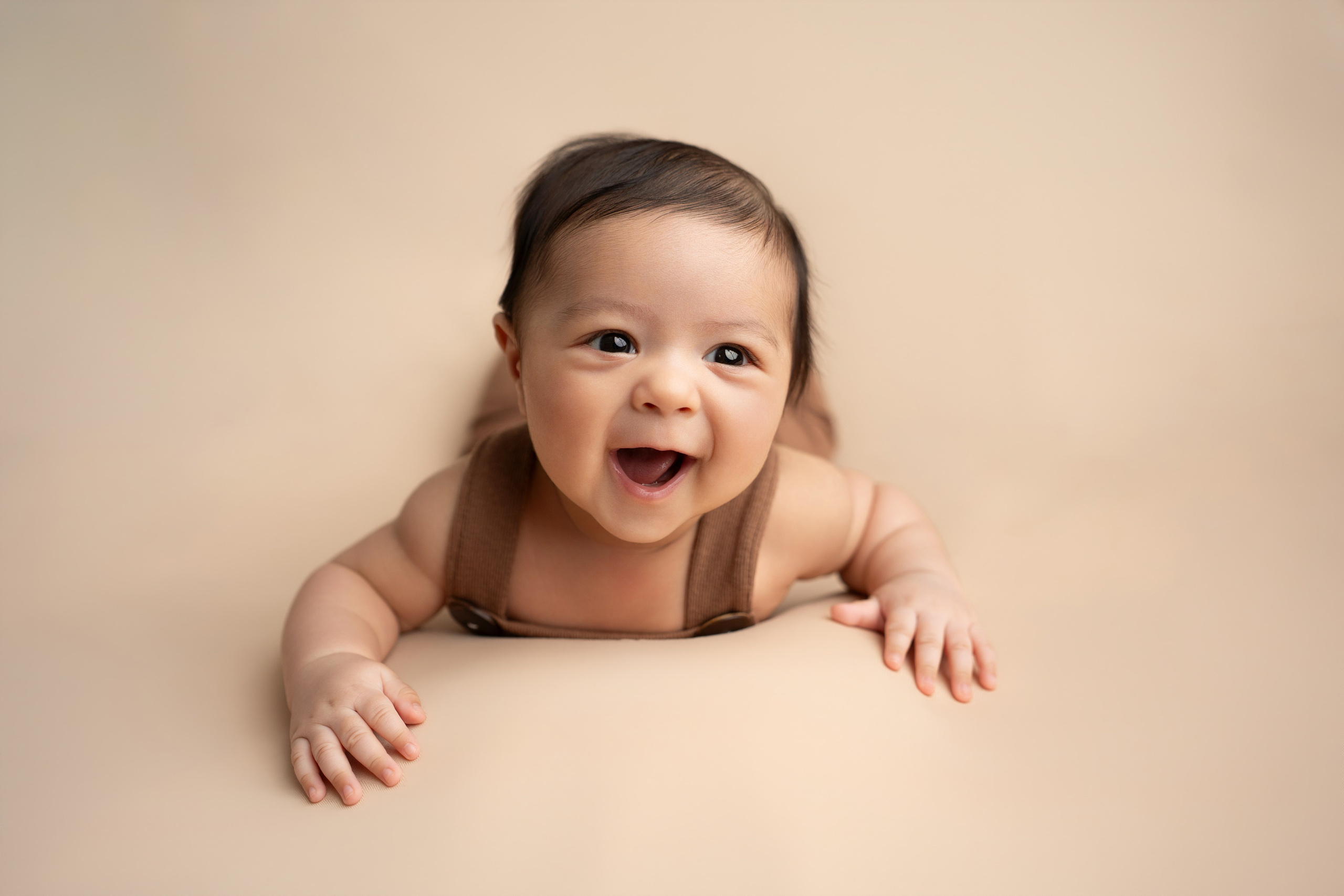 Milestone. Maternity, family and newborn photography in San Francisco Bay Area