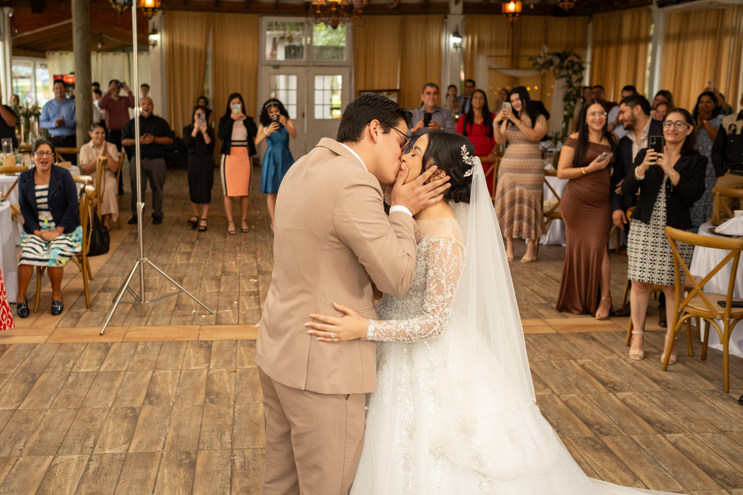 Abi & Gio. Daniel Brand | Fotografía de Bodas y Comercial en Honduras