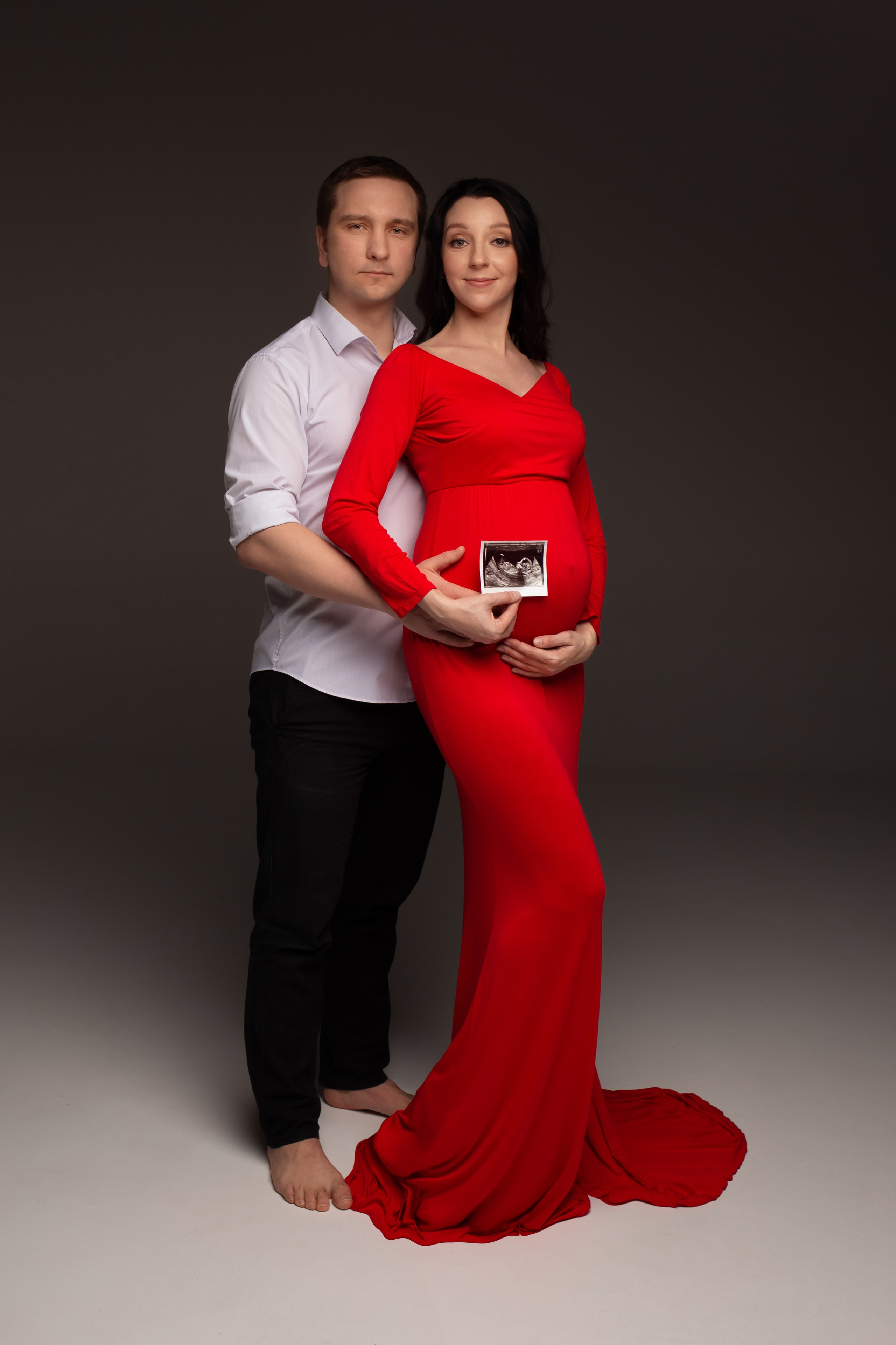 Photo shoot in minimalist style. Professional photographer in Spain