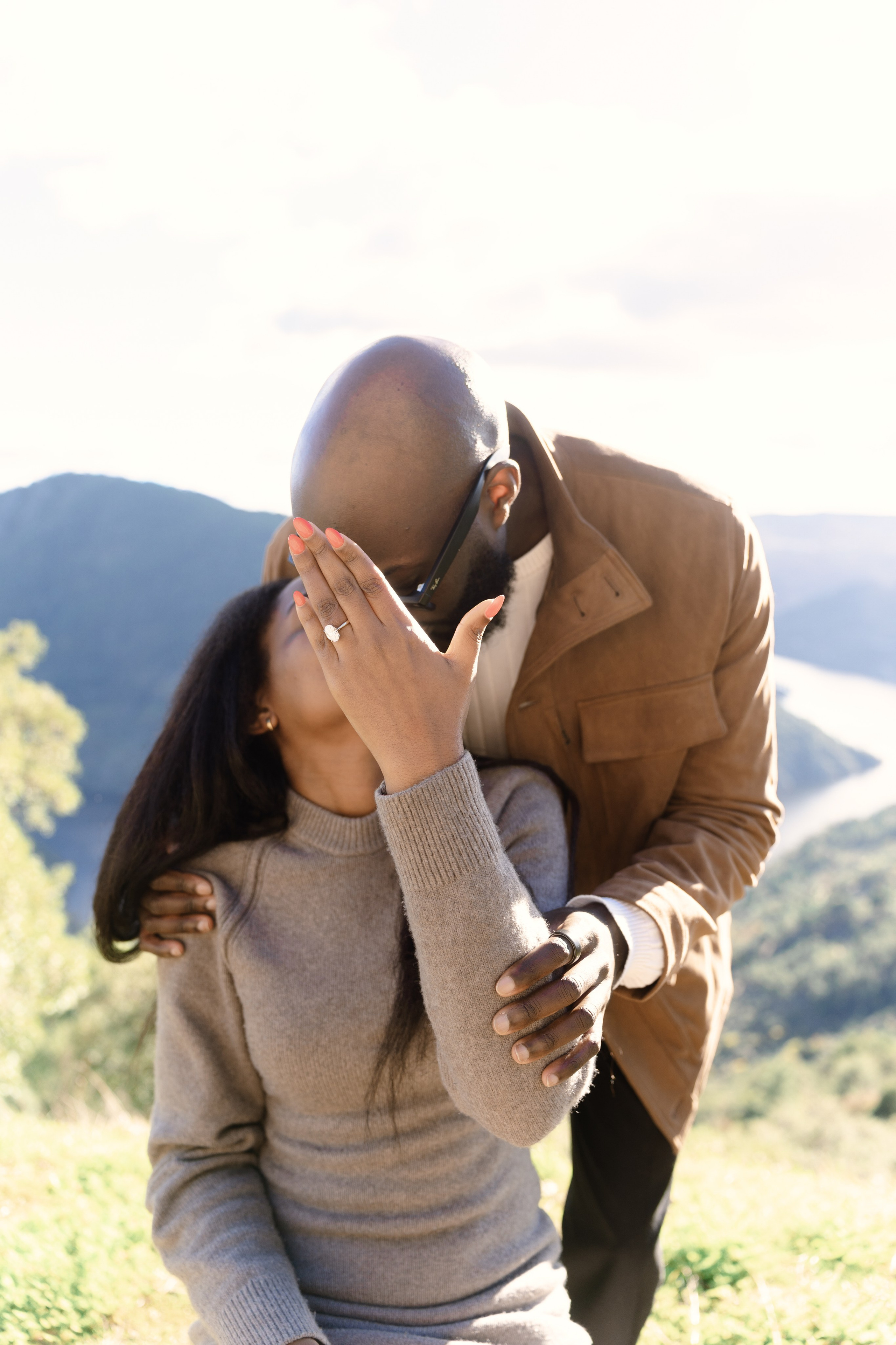 Proposal at Miradouro do Ujo | Douro Valley Proposal Spot