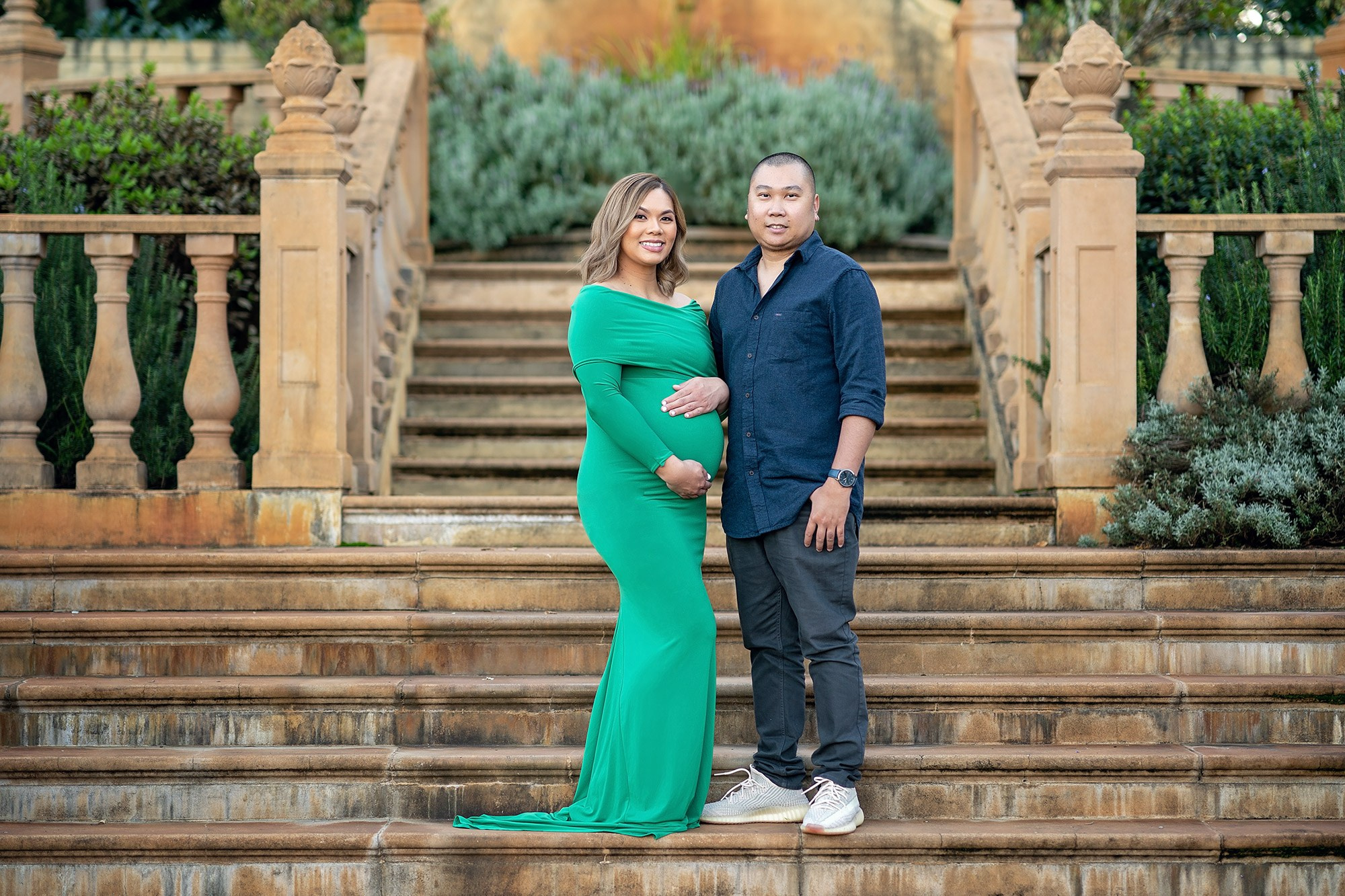 Best Maternity pregnancy photographer in Sydney, park photo shoot