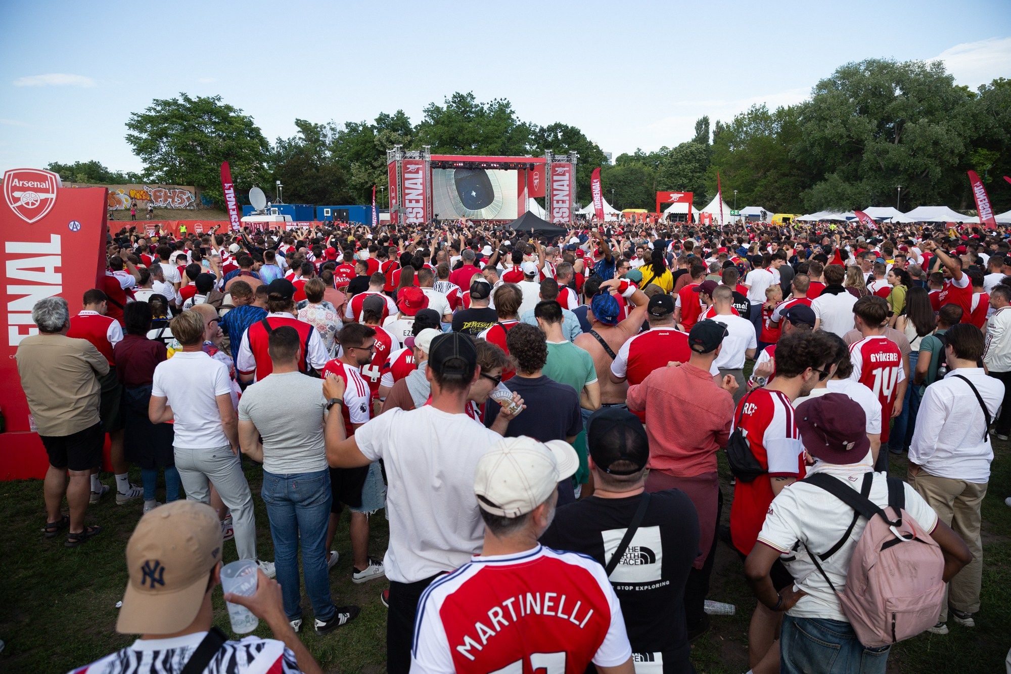 UEFA Champions League Final. Arsenal vs PSG. Budapest 2026. Arsenal Fan Zone. Photographer in Budapest — Yura Knyazev