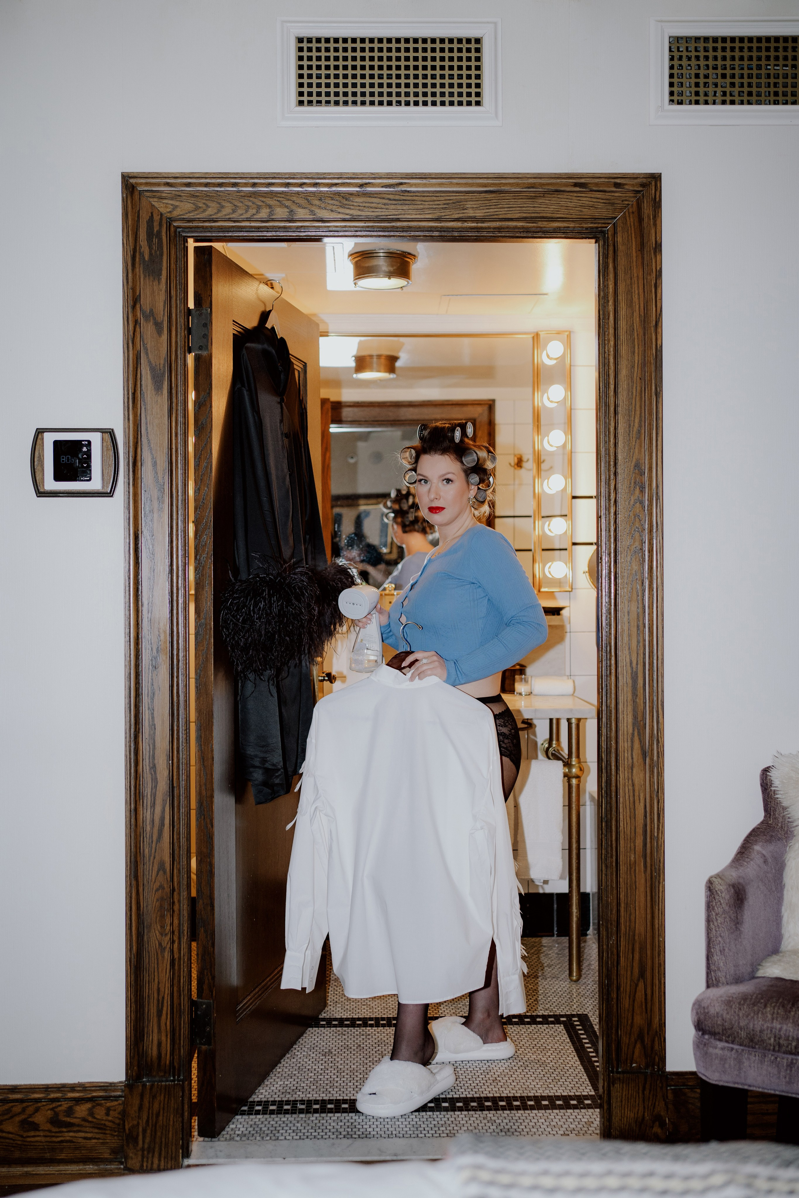 Luxury Boudoir Photography NYC | Intimate Portrait Sessions at The Ludlow Hotel. Videographer and photographer in New York // MAKAROV.VIDEO