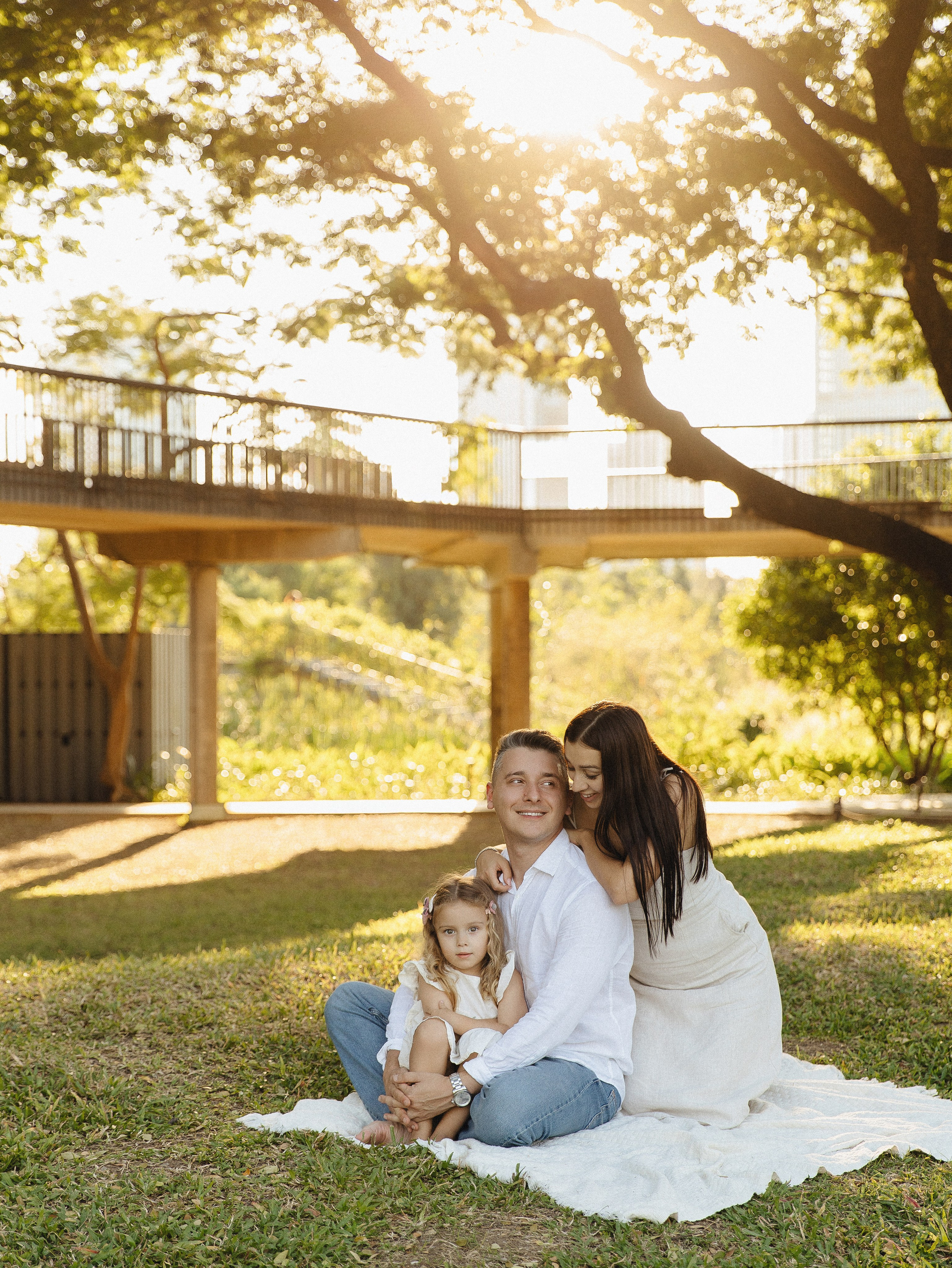 Family and wedding photographer in Bangkok, Thailand
