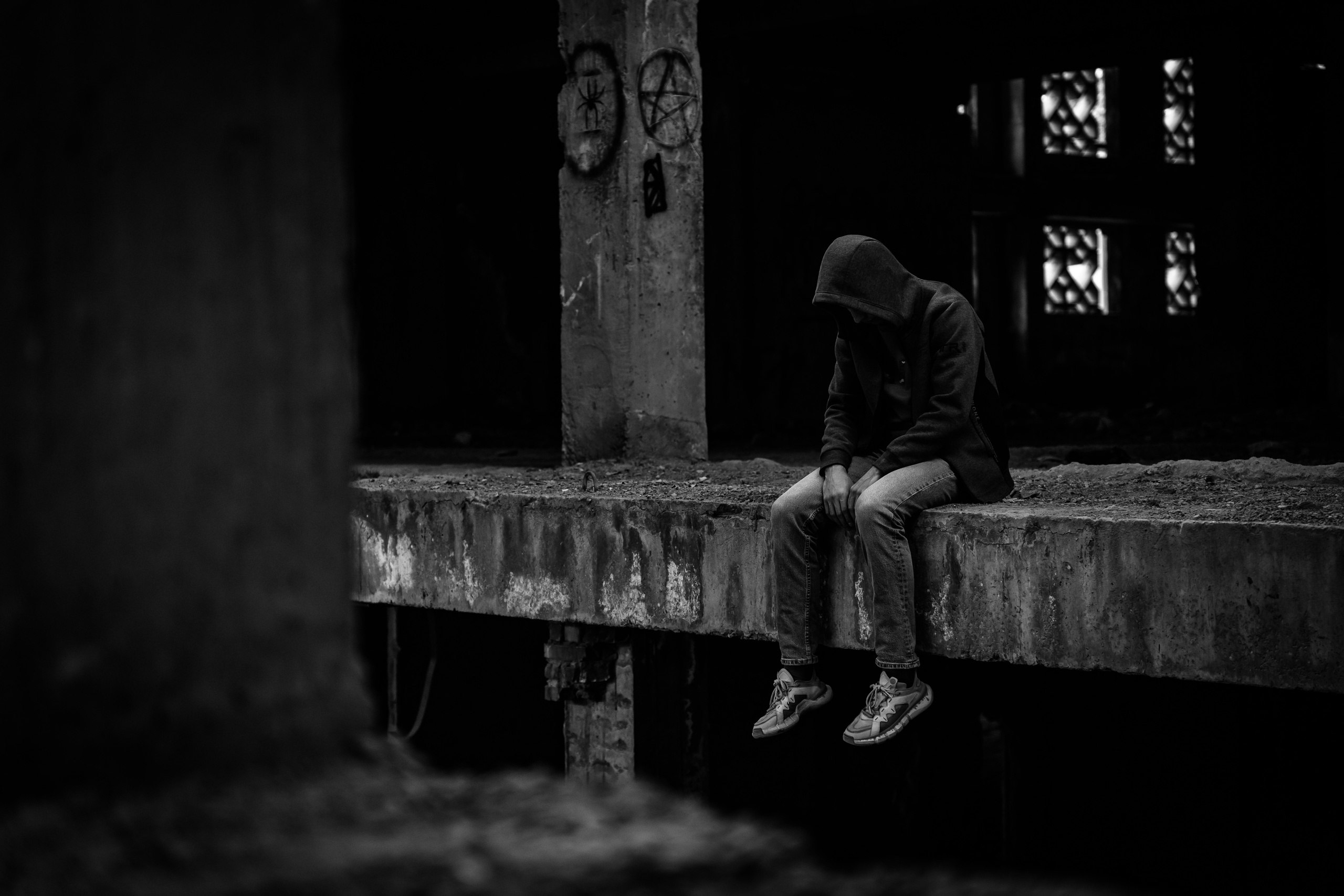 Умирать больно: почему люди решаются на самоубийство. Георгий Намазов | Фотограф в Ташкенте