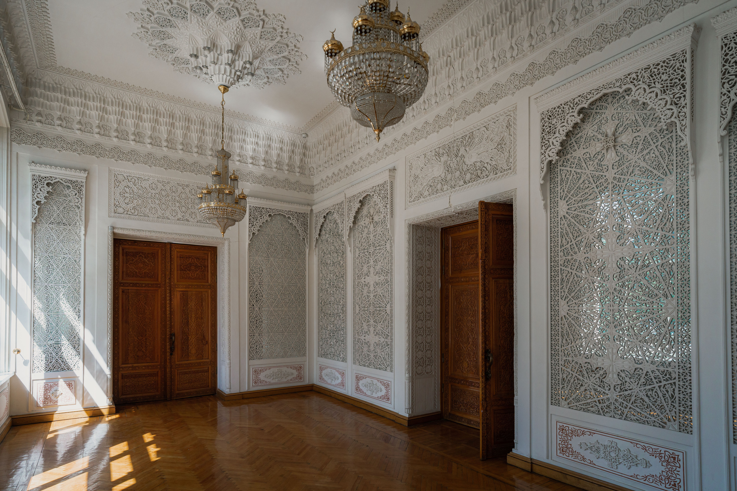 Дворец Романова: куда исчезла могила великого князя и все его богатств. Георгий Намазов | Фотограф в Ташкенте