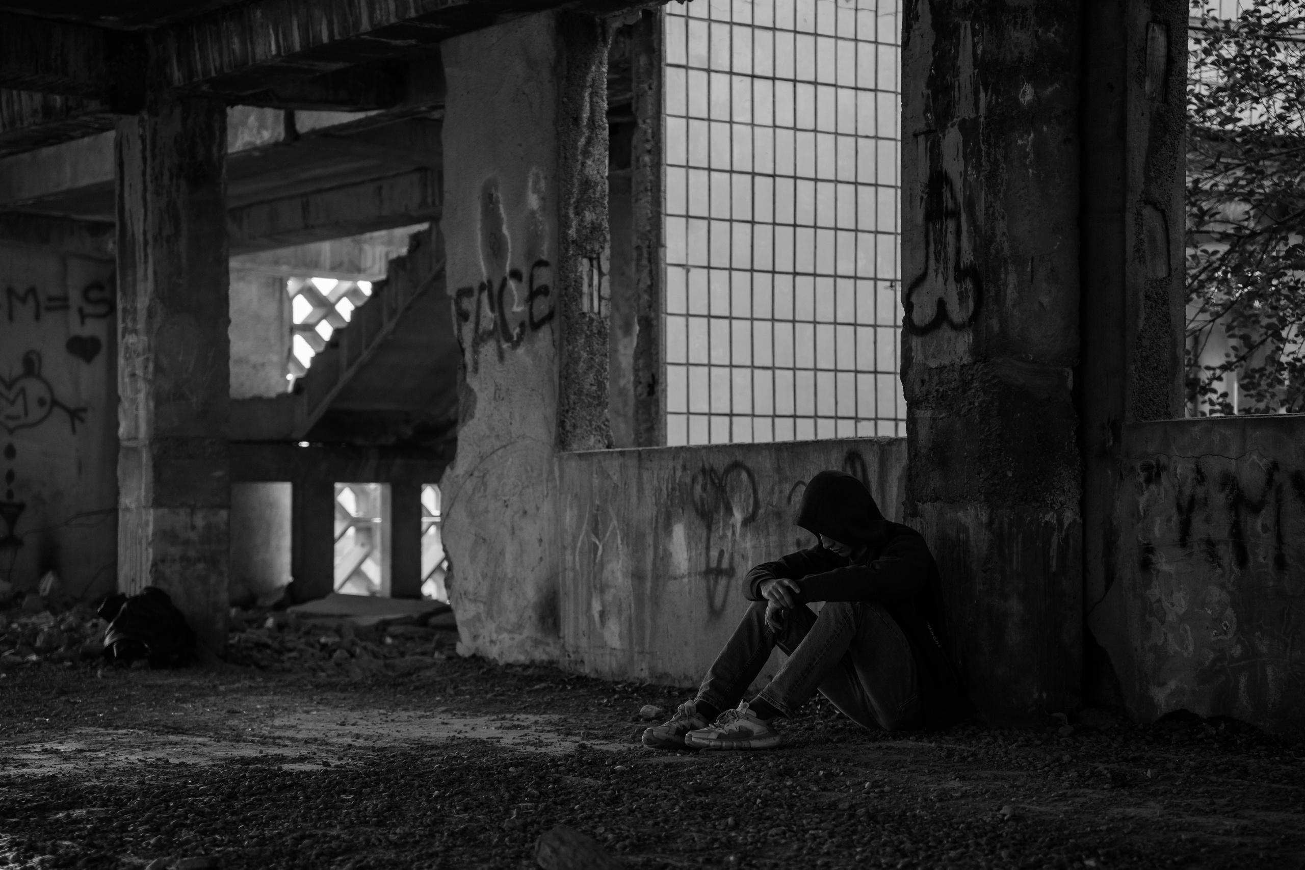 Умирать больно: почему люди решаются на самоубийство. Георгий Намазов | Фотограф в Ташкенте