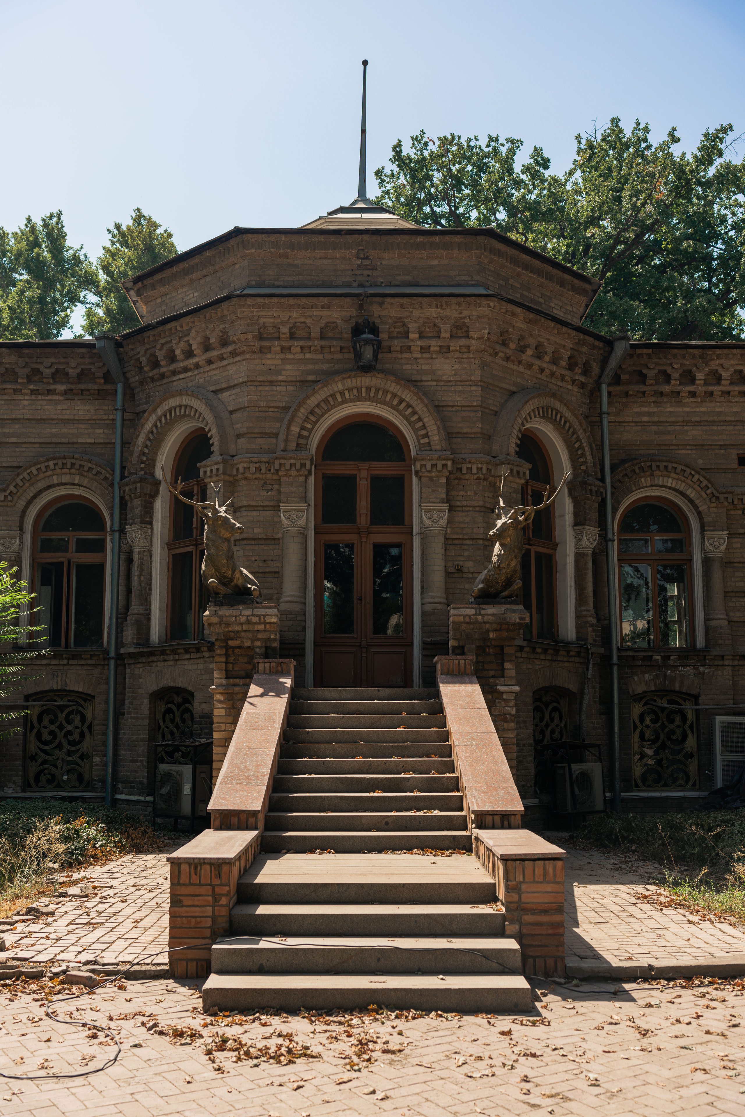 Дворец Романова: куда исчезла могила великого князя и все его богатств. Георгий Намазов | Фотограф в Ташкенте