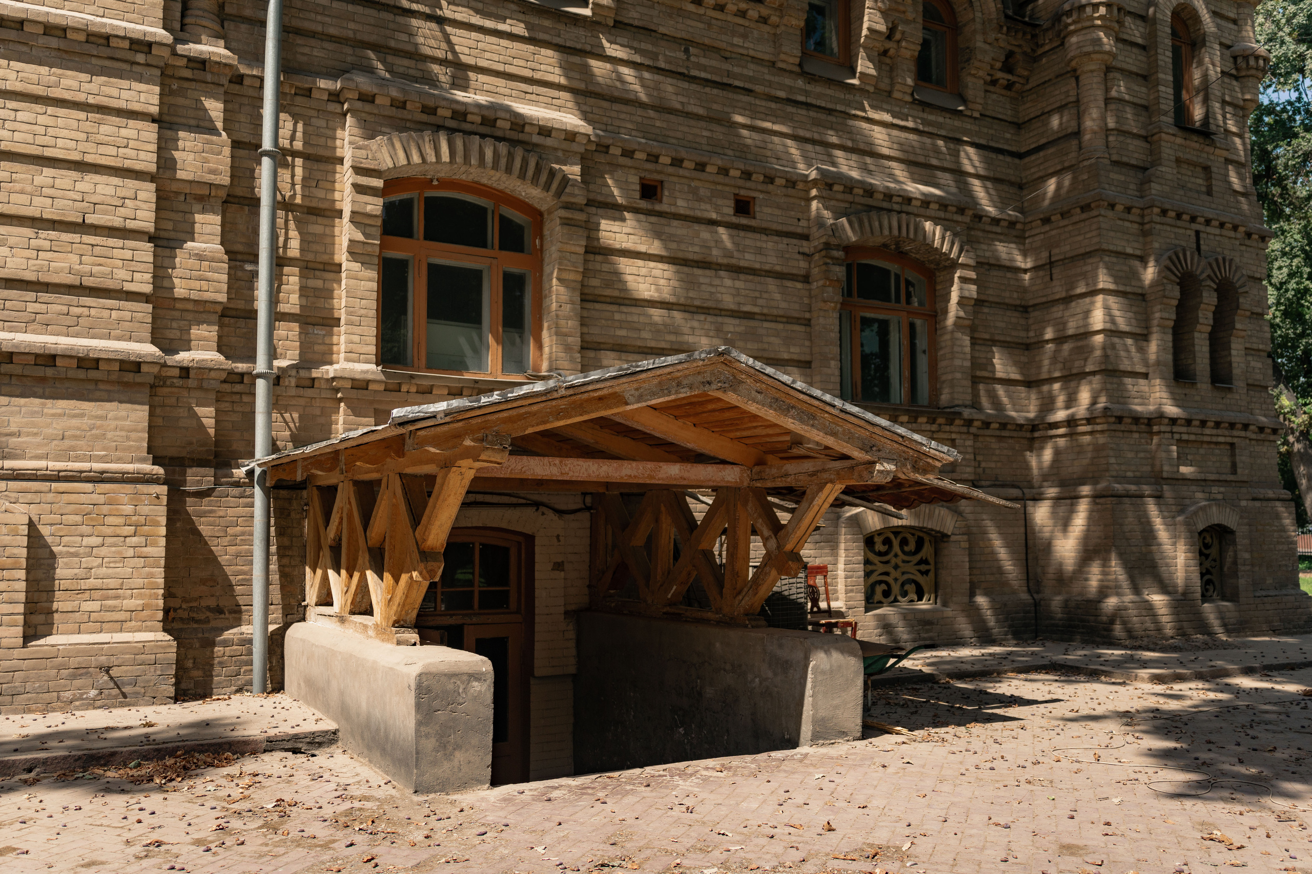 Дворец Романова: куда исчезла могила великого князя и все его богатств. Георгий Намазов | Фотограф в Ташкенте