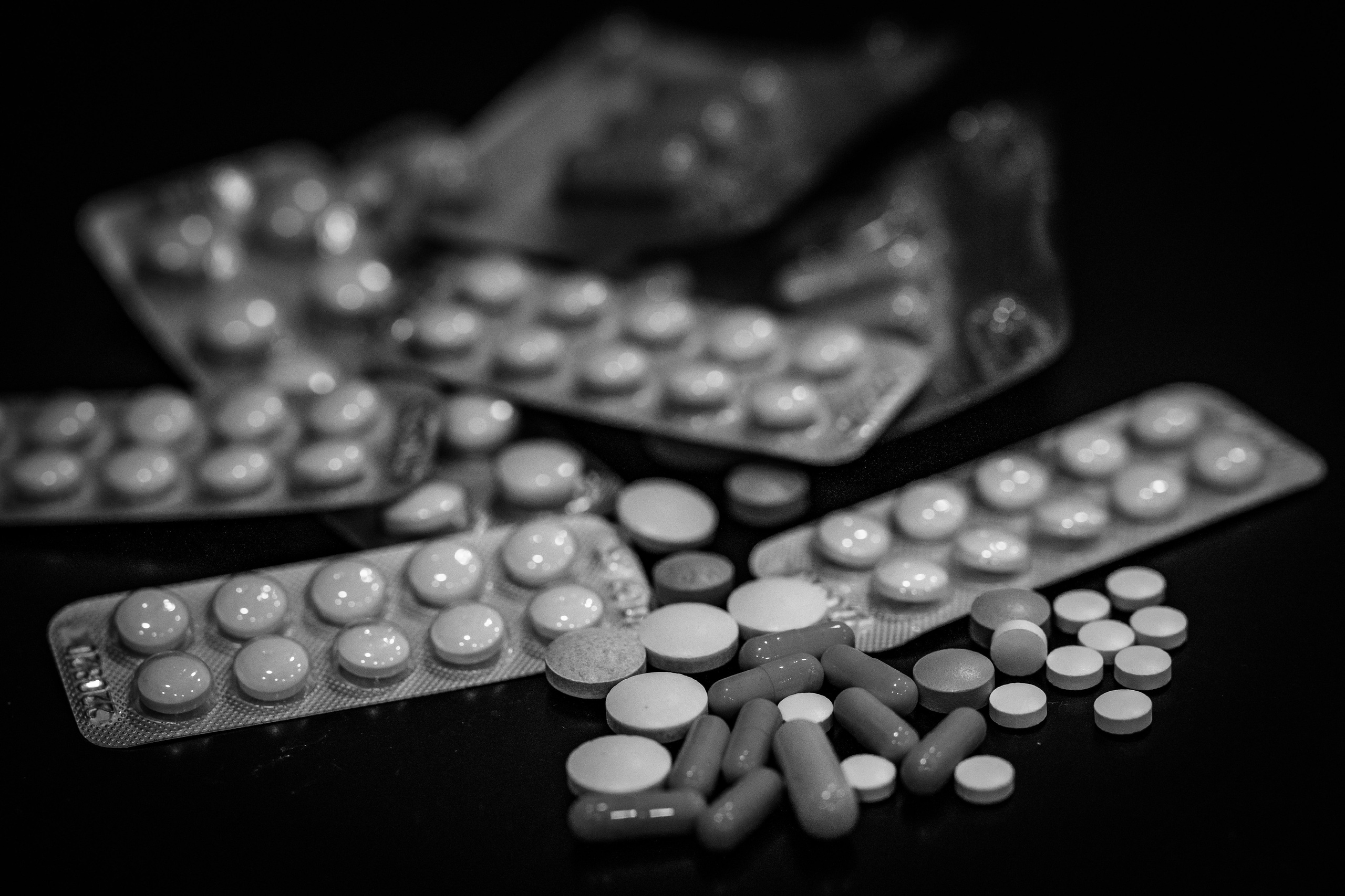 Умирать больно: почему люди решаются на самоубийство. Георгий Намазов | Фотограф в Ташкенте