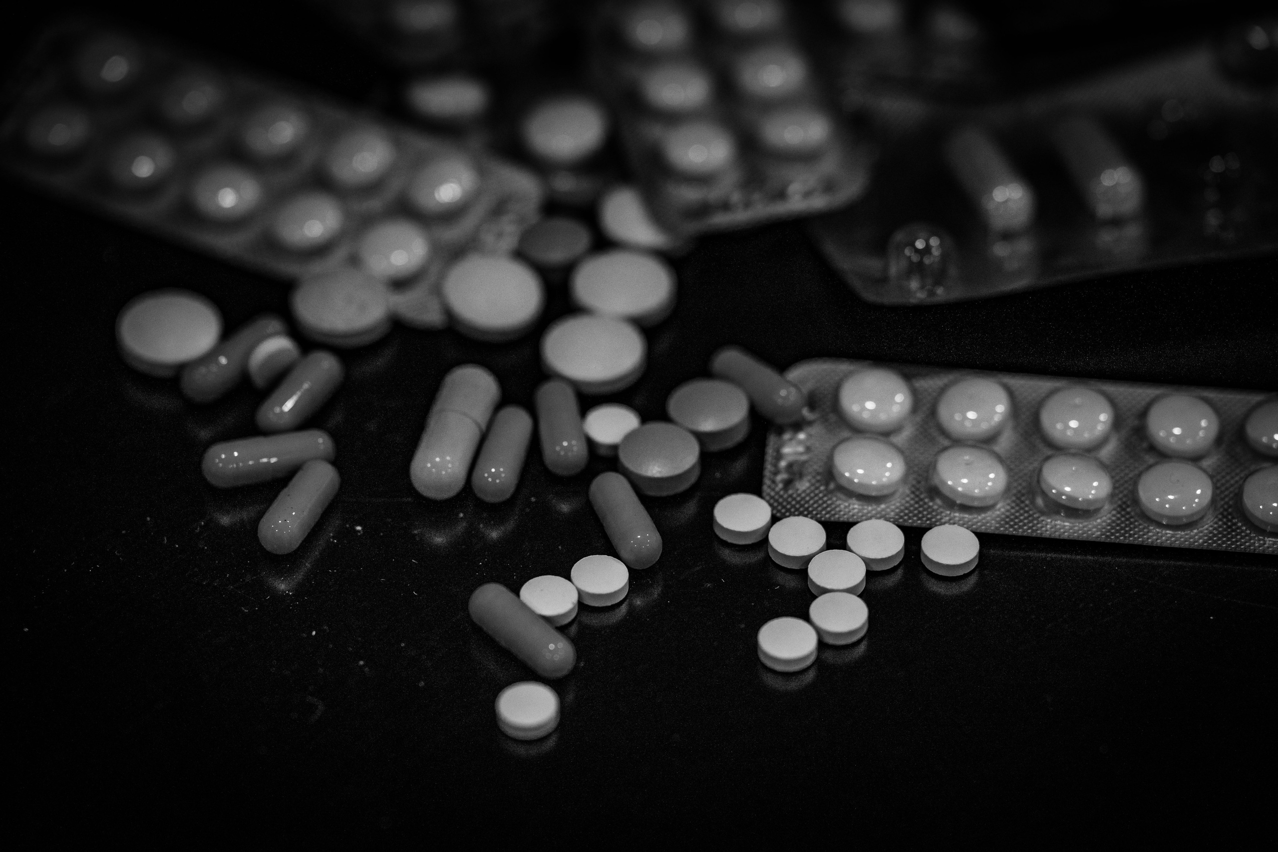 Умирать больно: почему люди решаются на самоубийство. Георгий Намазов | Фотограф в Ташкенте