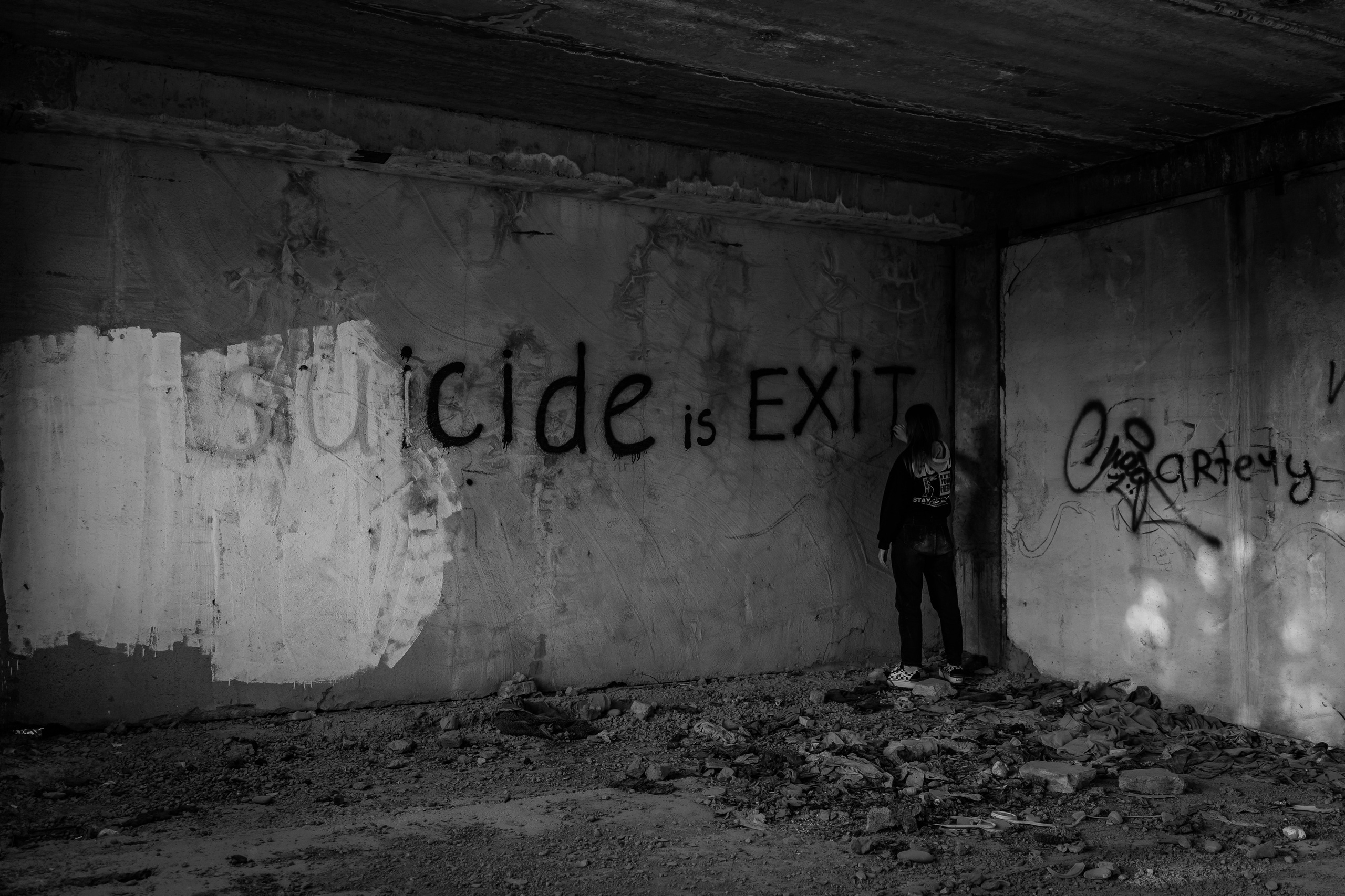 Умирать больно: почему люди решаются на самоубийство. Георгий Намазов | Фотограф в Ташкенте