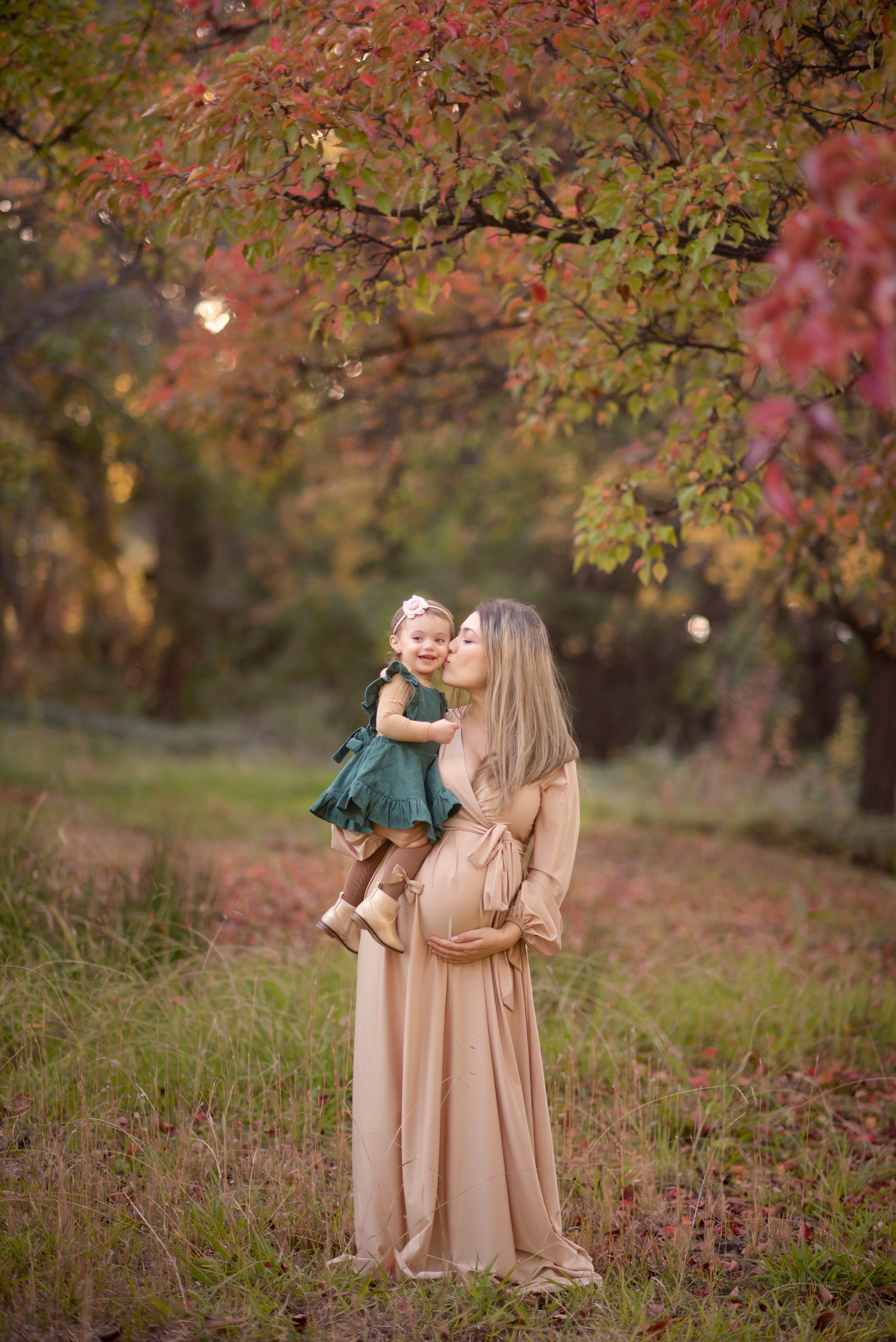 2026 Fall Family Photos In Rocklin Roseville Folsome Sacramento. Family photographer in Roseville, Rocklin, Folsom, Sacramento