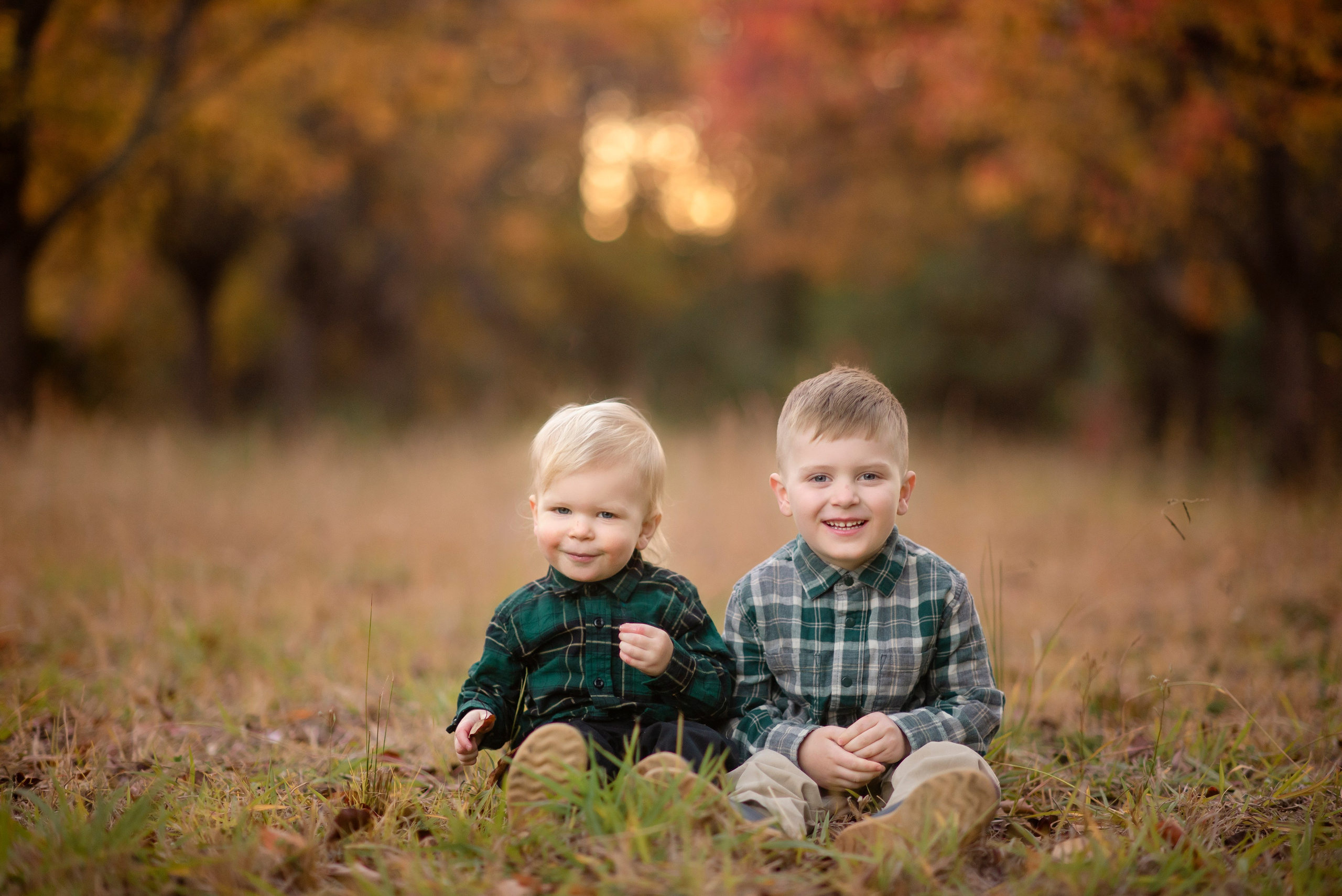 2026 Fall Family Photos In Rocklin Roseville Folsome Sacramento. Family photographer in Roseville, Rocklin, Folsom, Sacramento