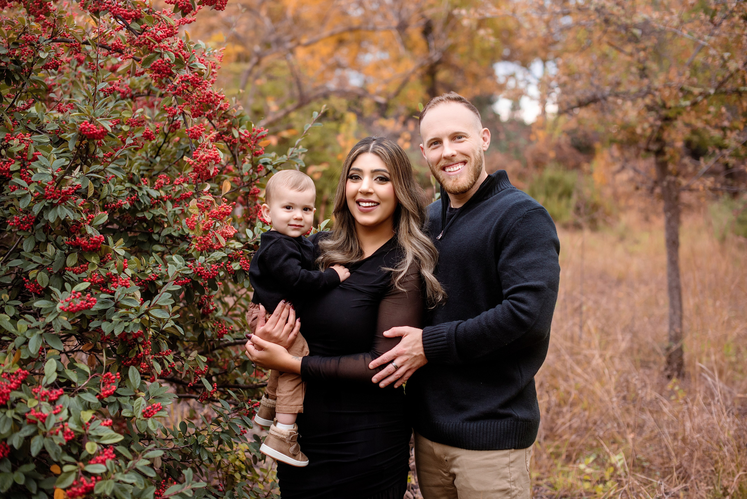 2026 Fall Family Photos In Rocklin Roseville Folsome Sacramento. Family photographer in Roseville, Rocklin, Folsom, Sacramento