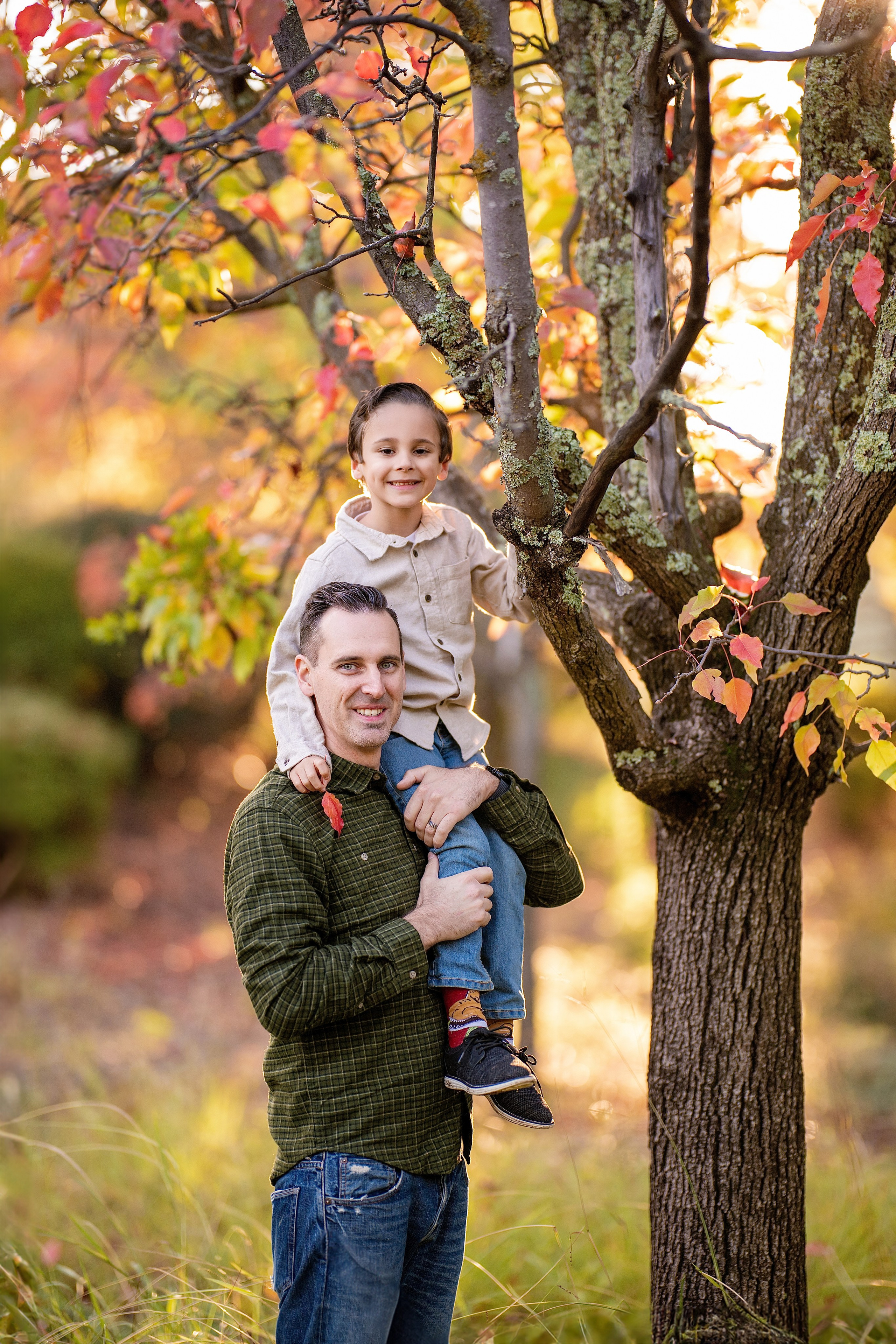 2026 Fall Family Photos In Rocklin Roseville Folsome Sacramento. Family photographer in Roseville, Rocklin, Folsom, Sacramento