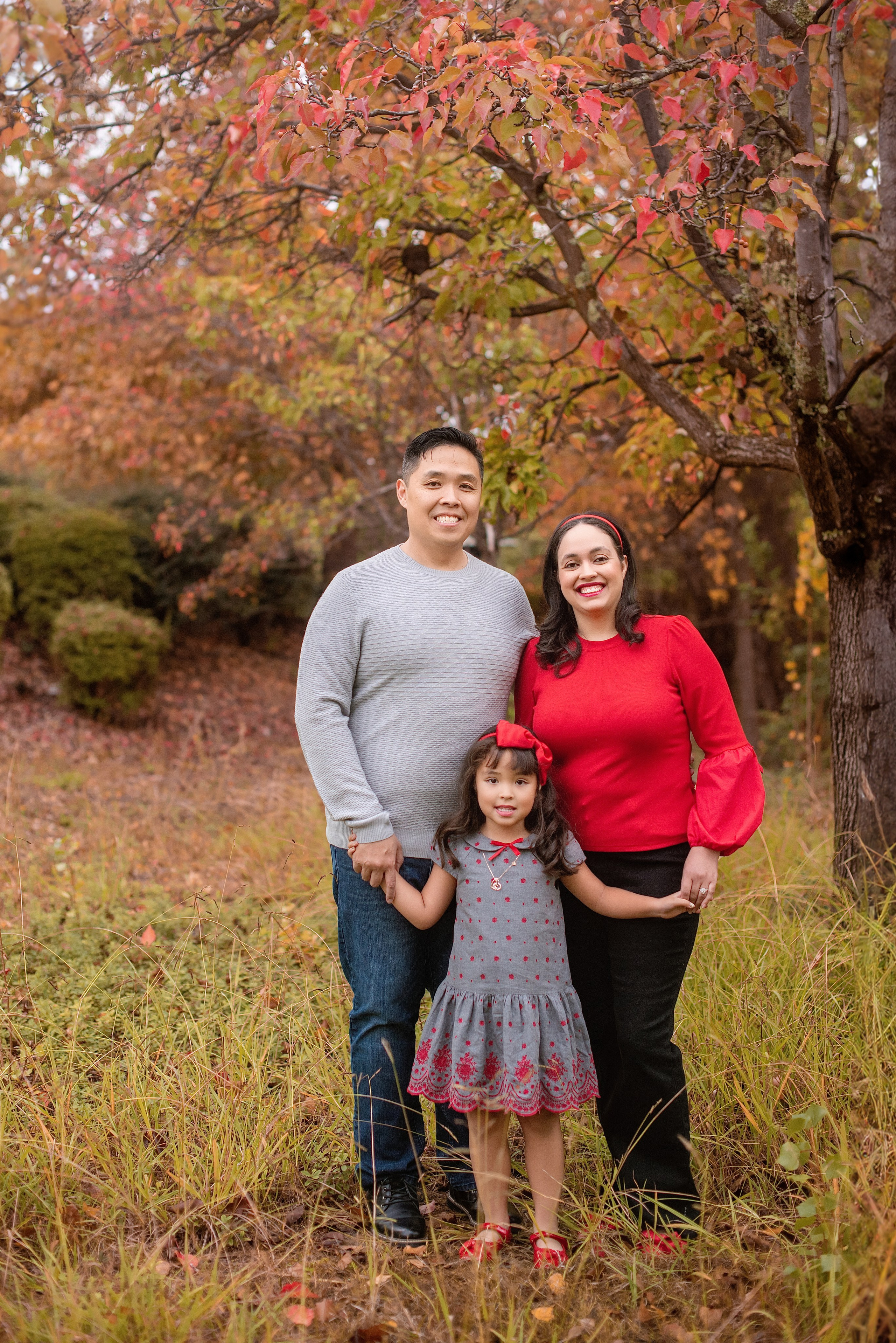 2026 Fall Family Photos In Rocklin Roseville Folsome Sacramento. Family photographer in Roseville, Rocklin, Folsom, Sacramento