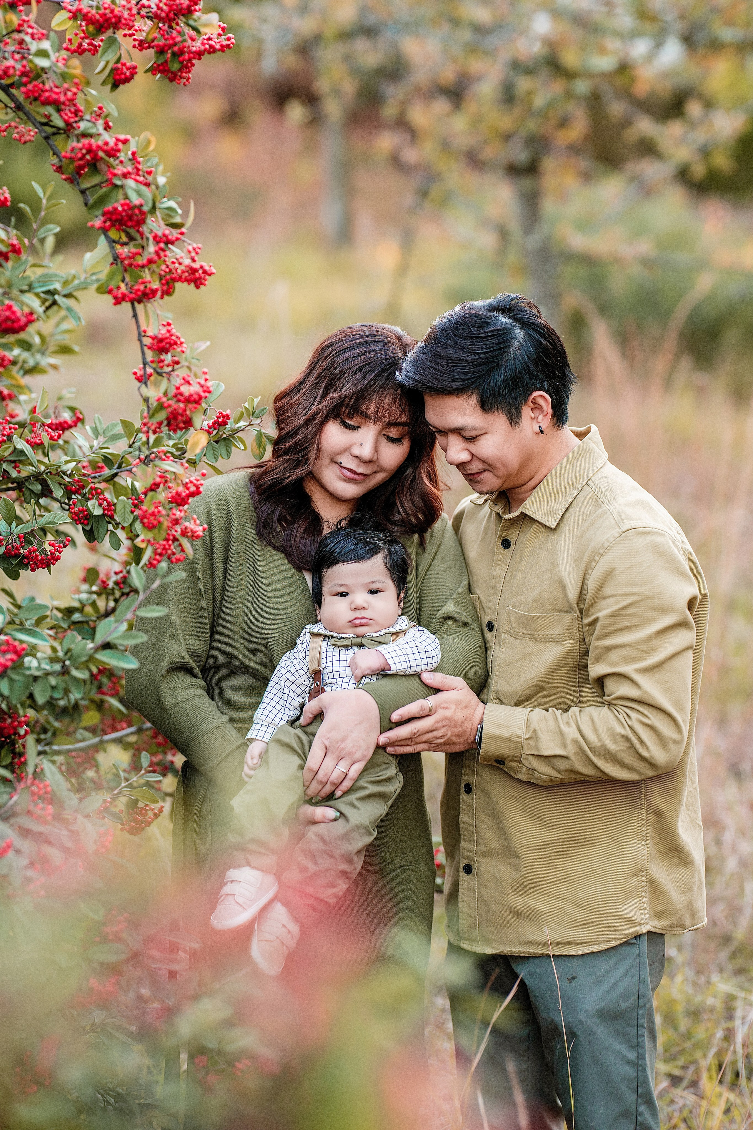 2026 Fall Family Photos In Rocklin Roseville Folsome Sacramento. Family photographer in Roseville, Rocklin, Folsom, Sacramento