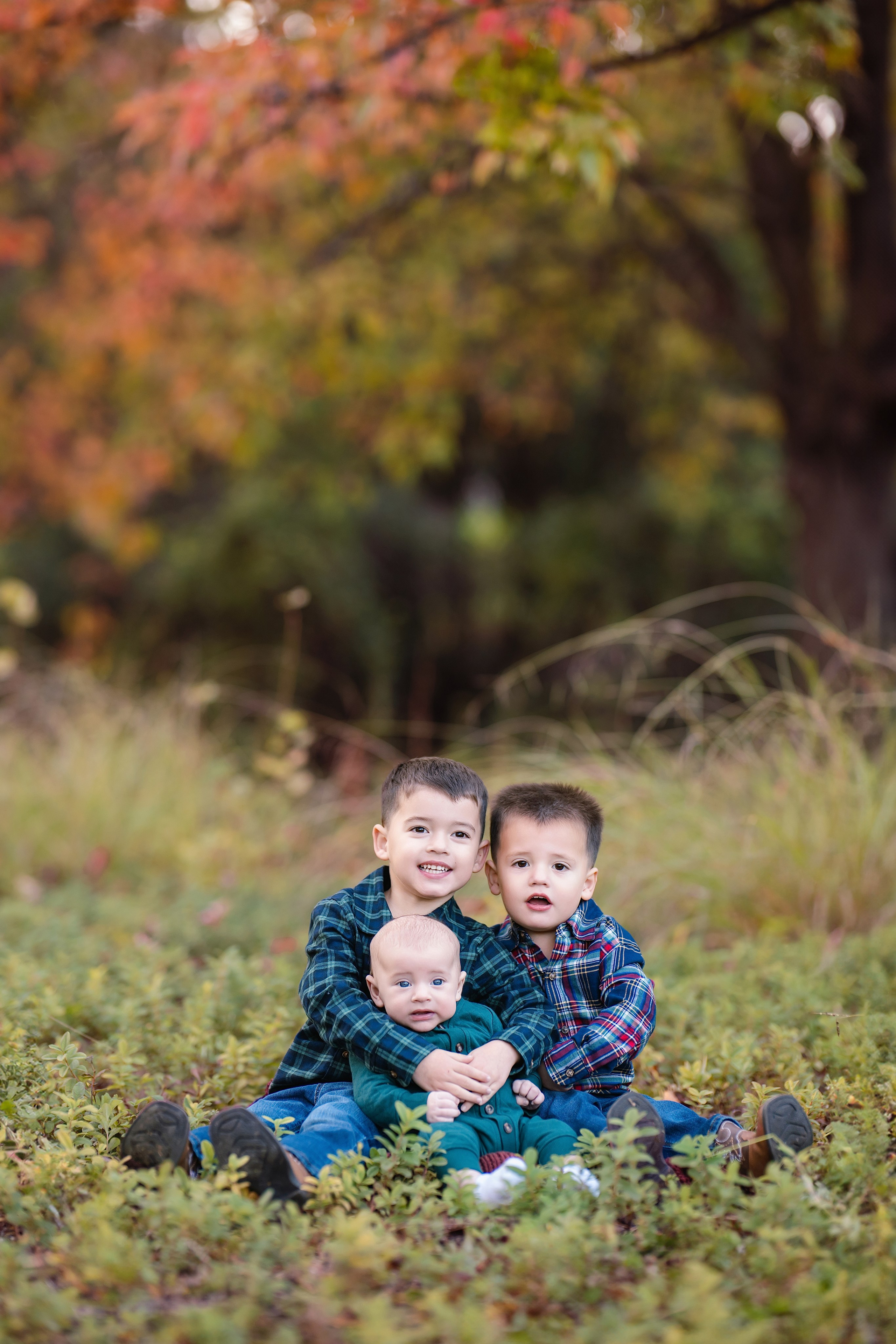 2026 Fall Family Photos In Rocklin Roseville Folsome Sacramento. Family photographer in Roseville, Rocklin, Folsom, Sacramento