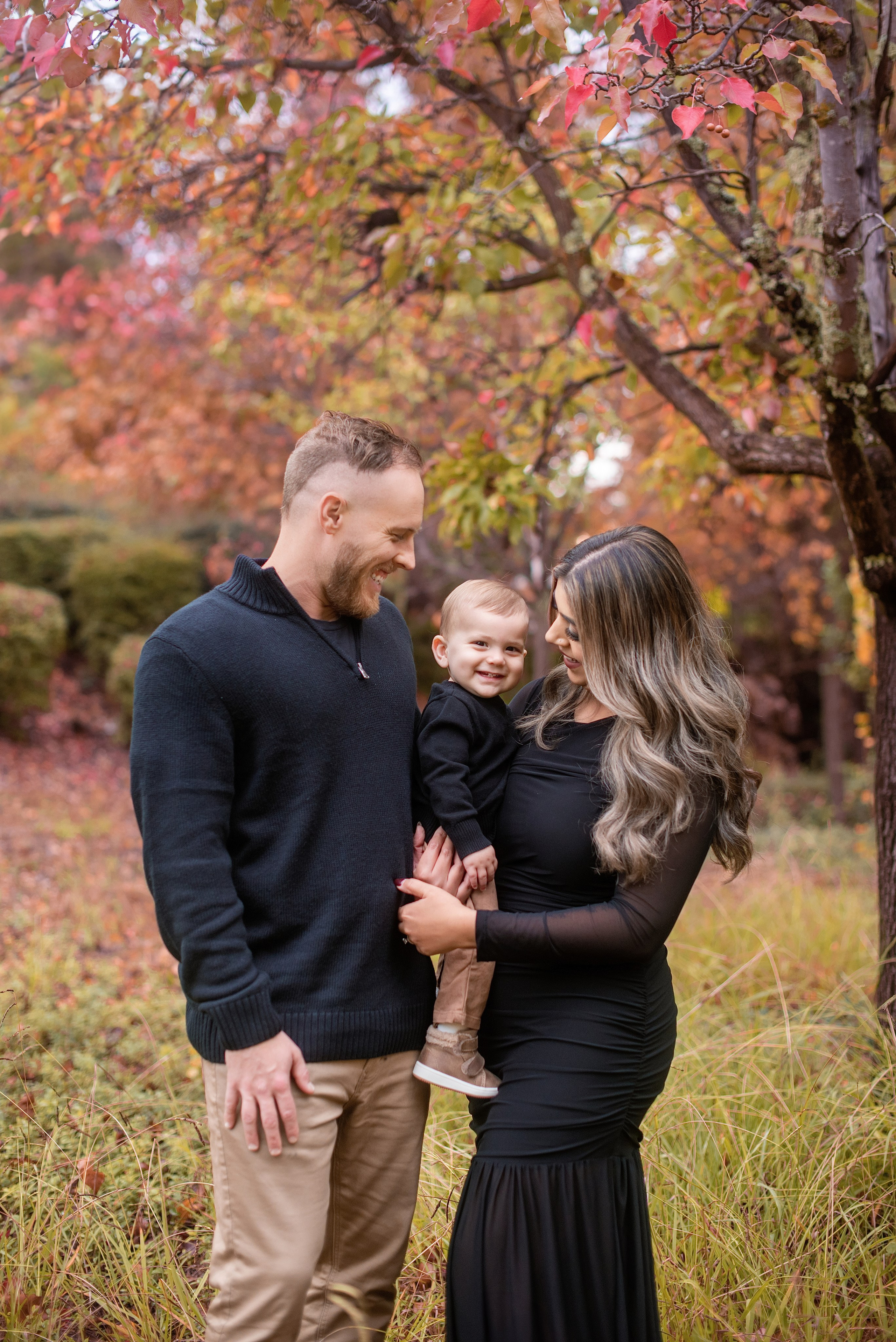 2026 Fall Family Photos In Rocklin Roseville Folsome Sacramento. Family photographer in Roseville, Rocklin, Folsom, Sacramento