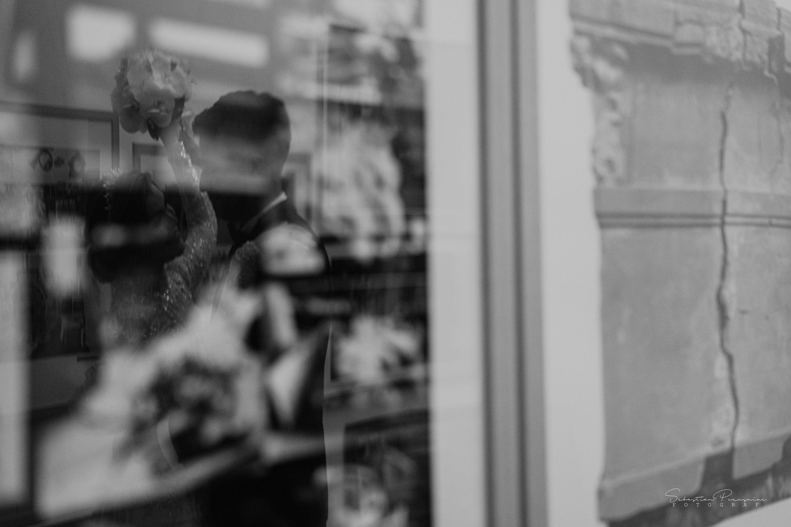 Larisa & Iulian. Sebastian Purusniuc Fotograf - Iasi