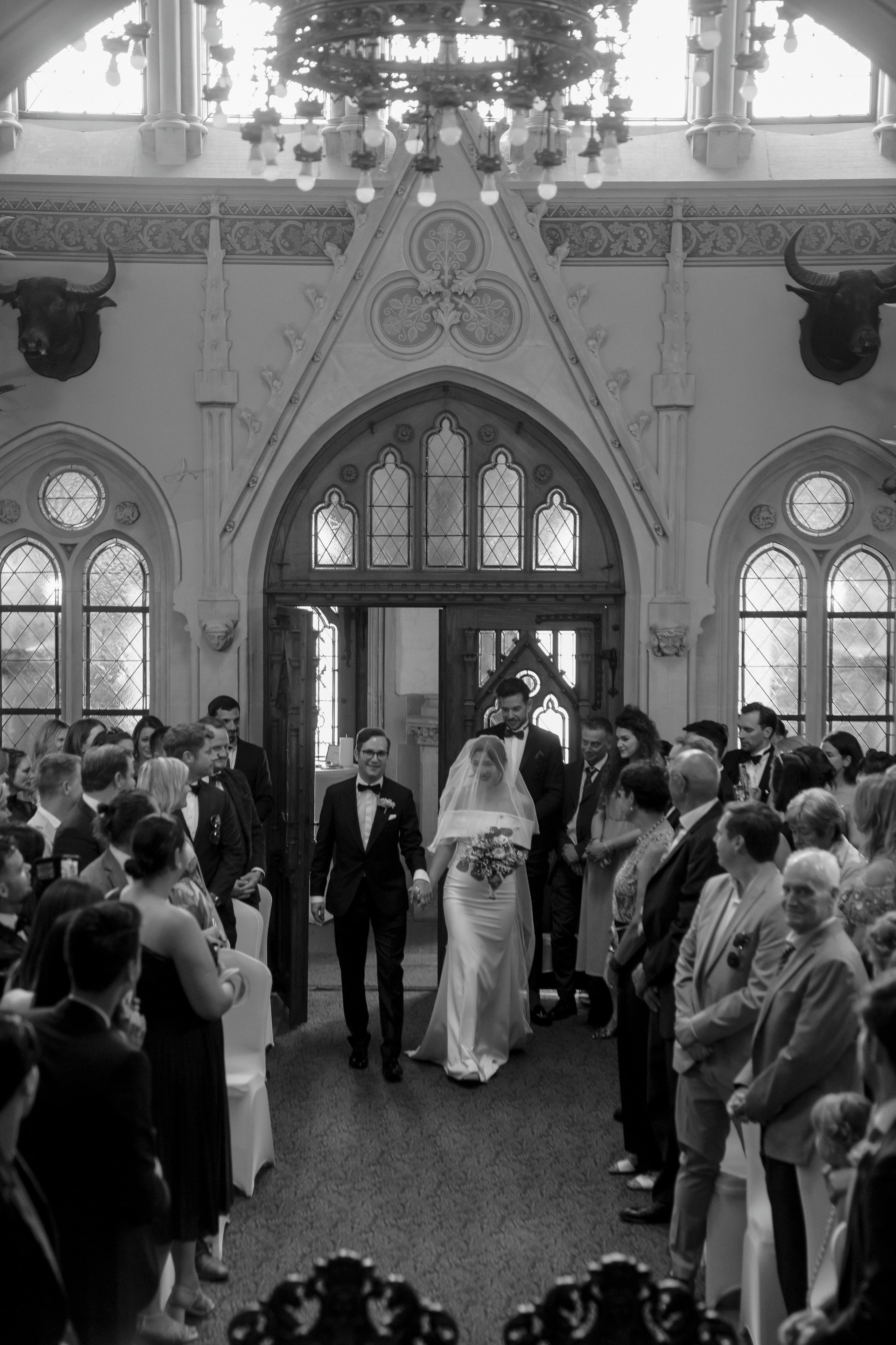 Joann & Hanning’s Timeless Wedding at Schloss Bürresheim | Destination Wedding Photographer. Raw Studio: Capturing Elegant weddings accross Europe
