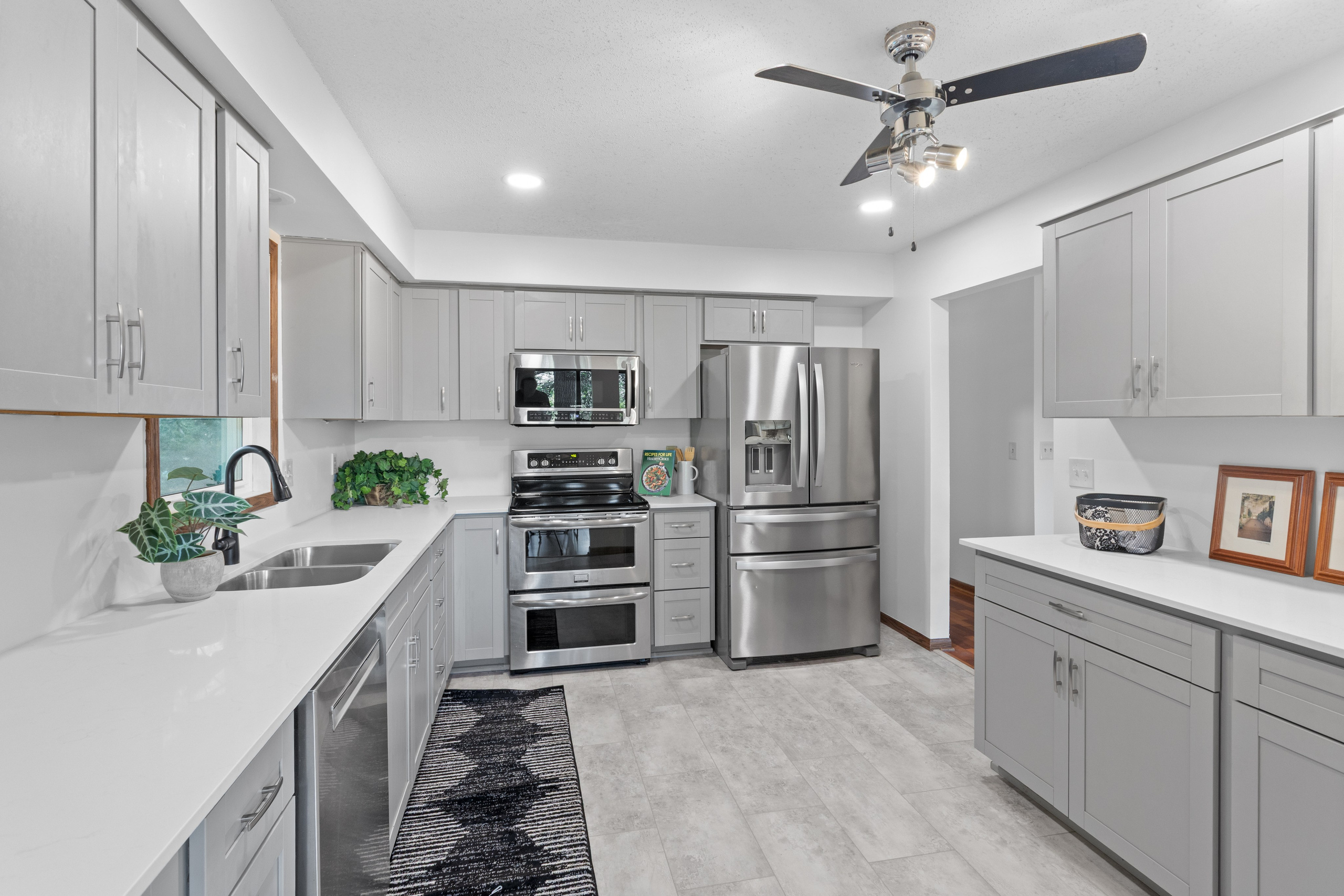 Real Estate Photography & Videography. Capella Film