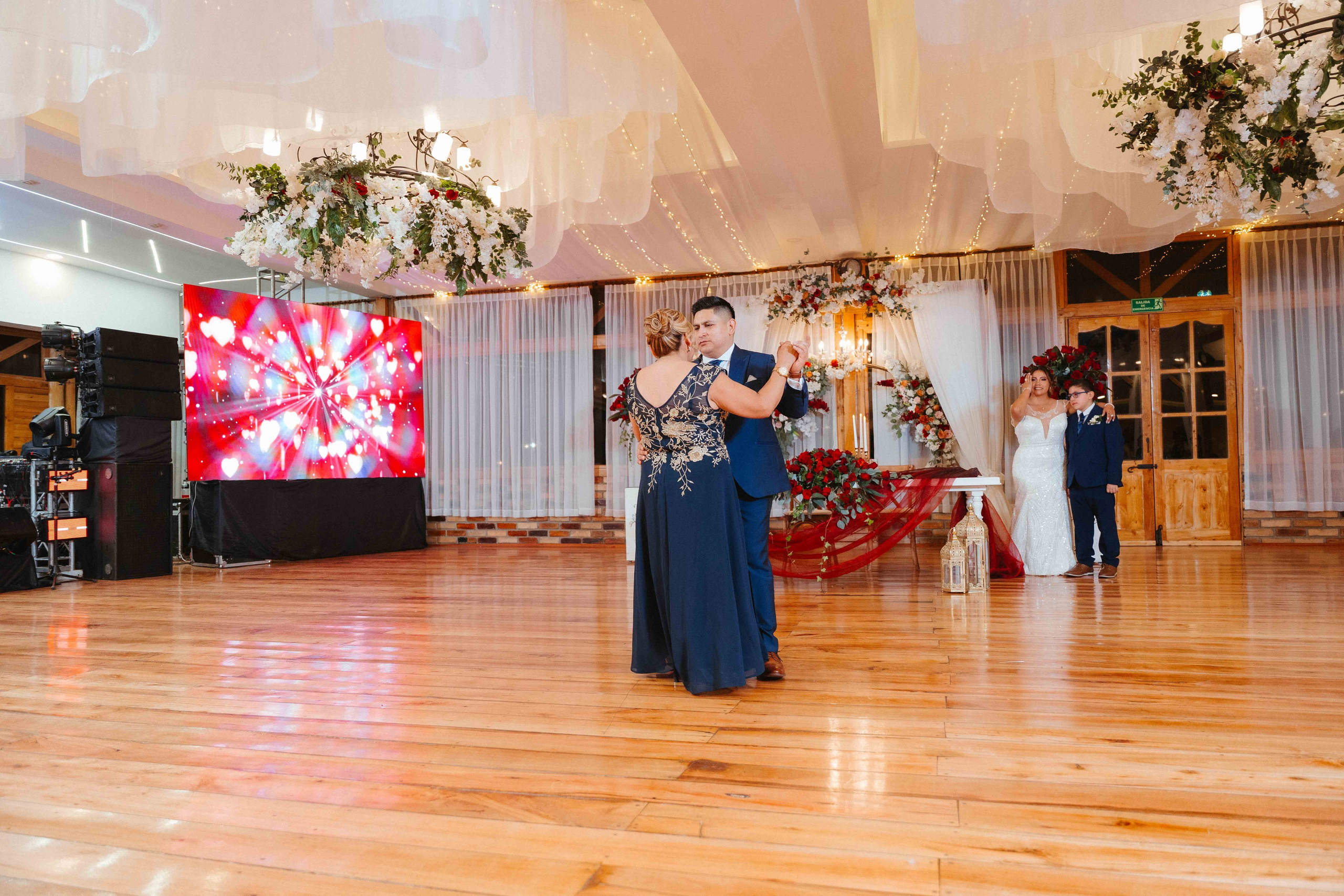 Ivan y Maria. Fotógrafo de bodas en Loja Ecuador | Piero Alvarez PH